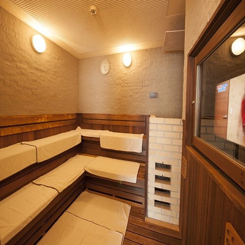 [Large communal bath] Sauna
