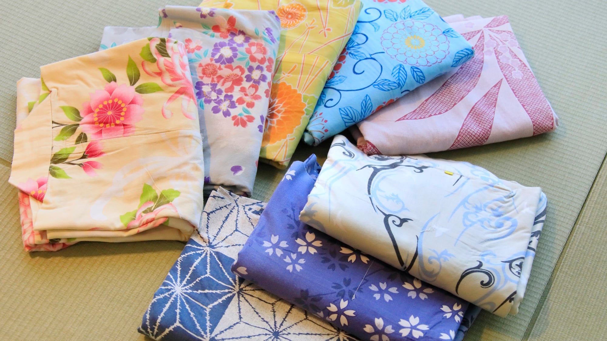 [Choice of color yukata] We have many colors and patterns available (one example)