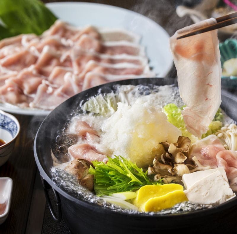 [Ẩm thực Nhật Bản] Thực đơn đặc biệt "Lẩu thịt lợn Shinshu với củ cải trắng bào"
