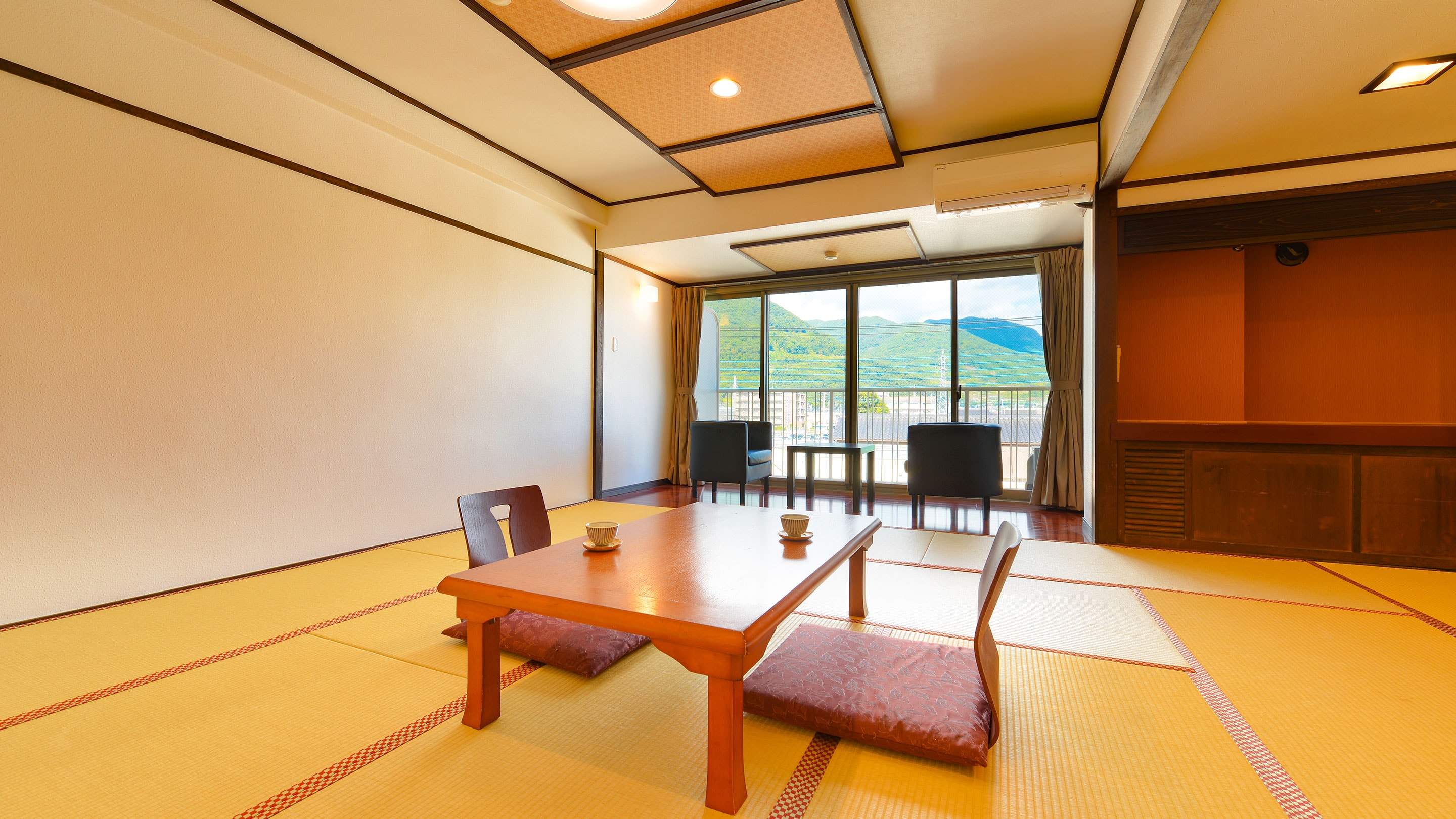 Superior Japanese-style room, 16 tatami mats, shower only (no view)