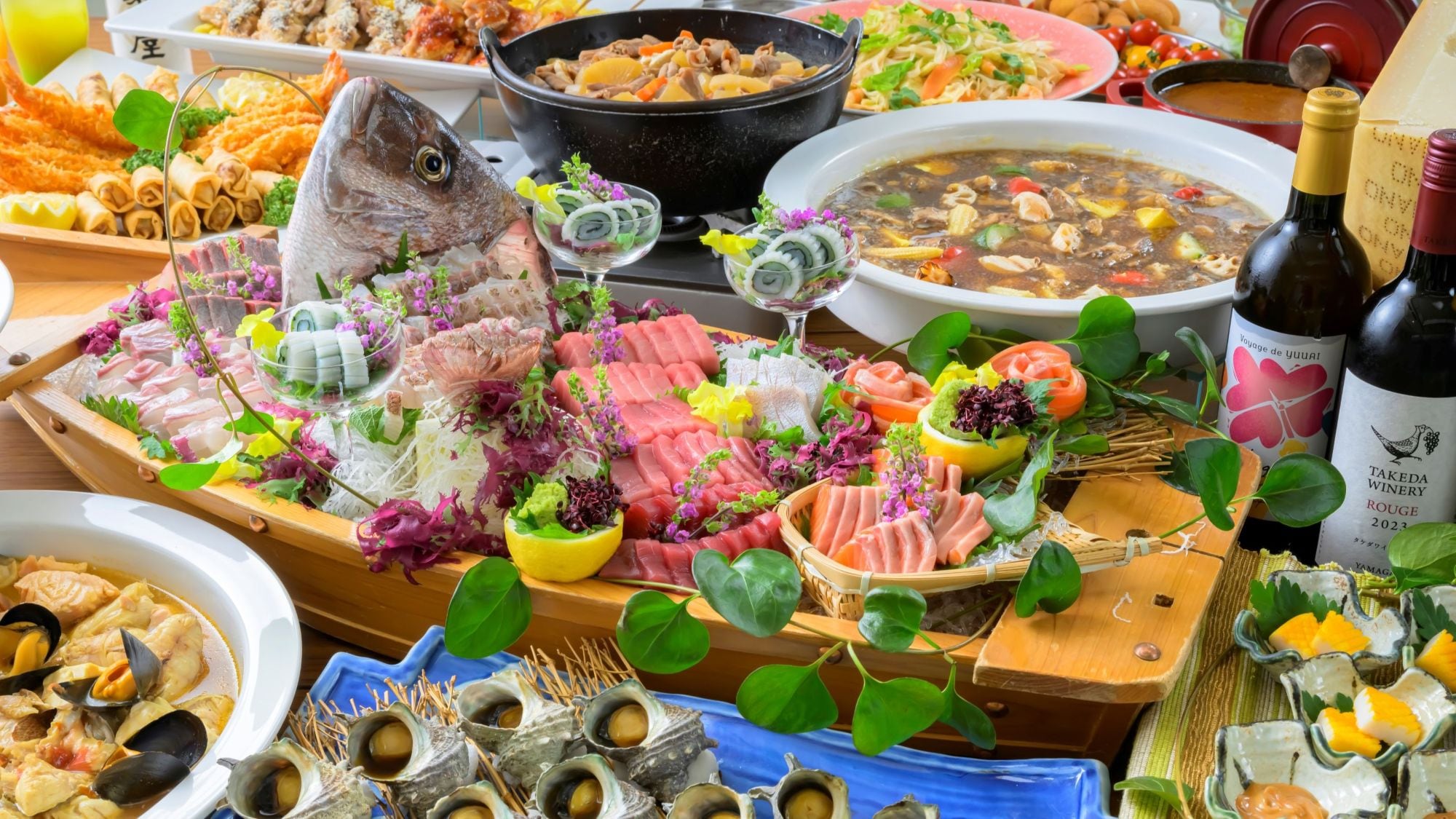 Starting in June, "Enjoy a Summer Festival! A Buffet of Sea and Mountain Feasts" will be held, a summer food festival that brings together the bounty of Yamagata's mountains and sea!