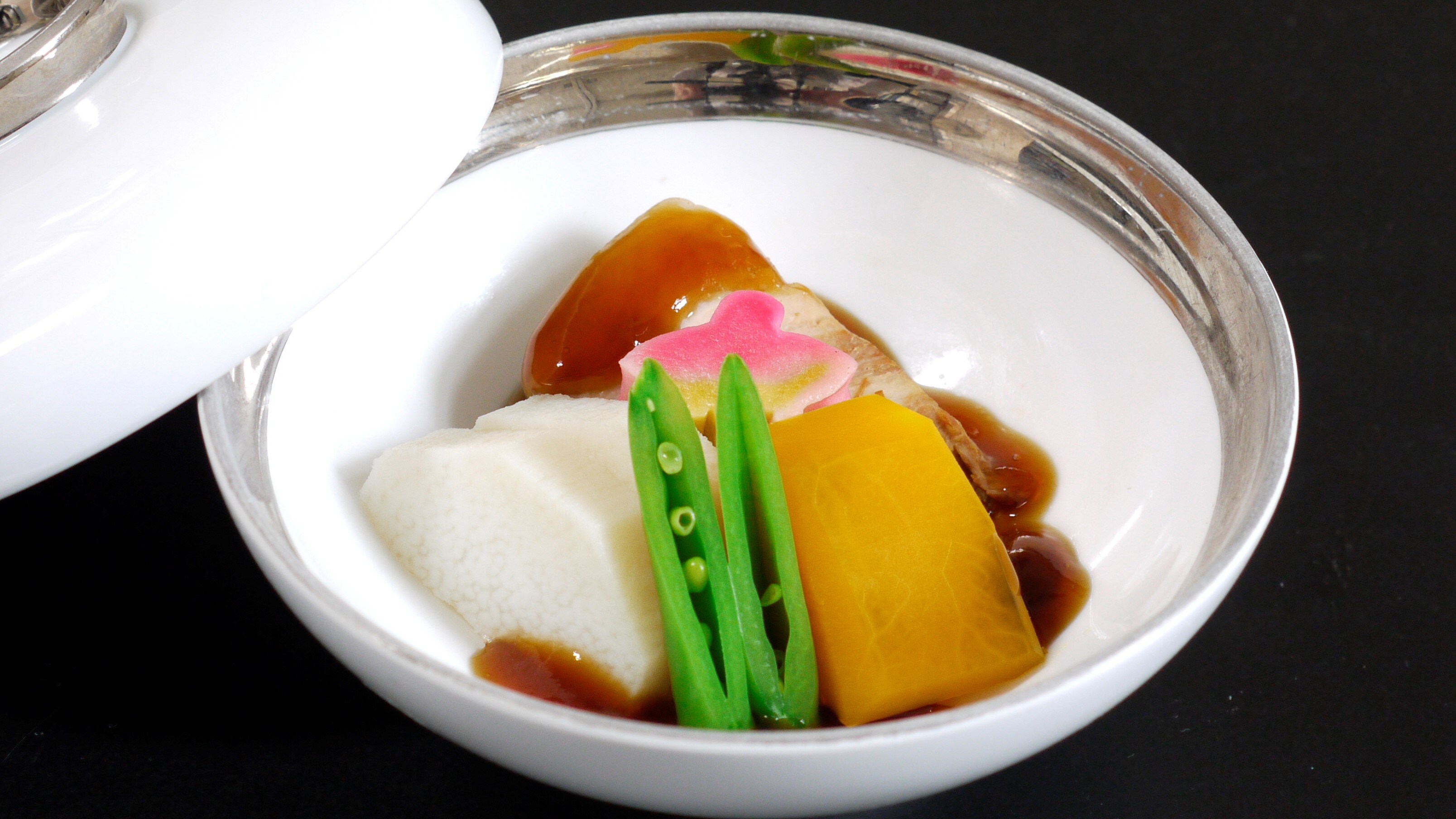 Paket Menu Manpuku Kaiseki Kuliner Lokal Yamaguchi [Hidangan Tertutup: Daging Babi Shikano yang Dipanggang]