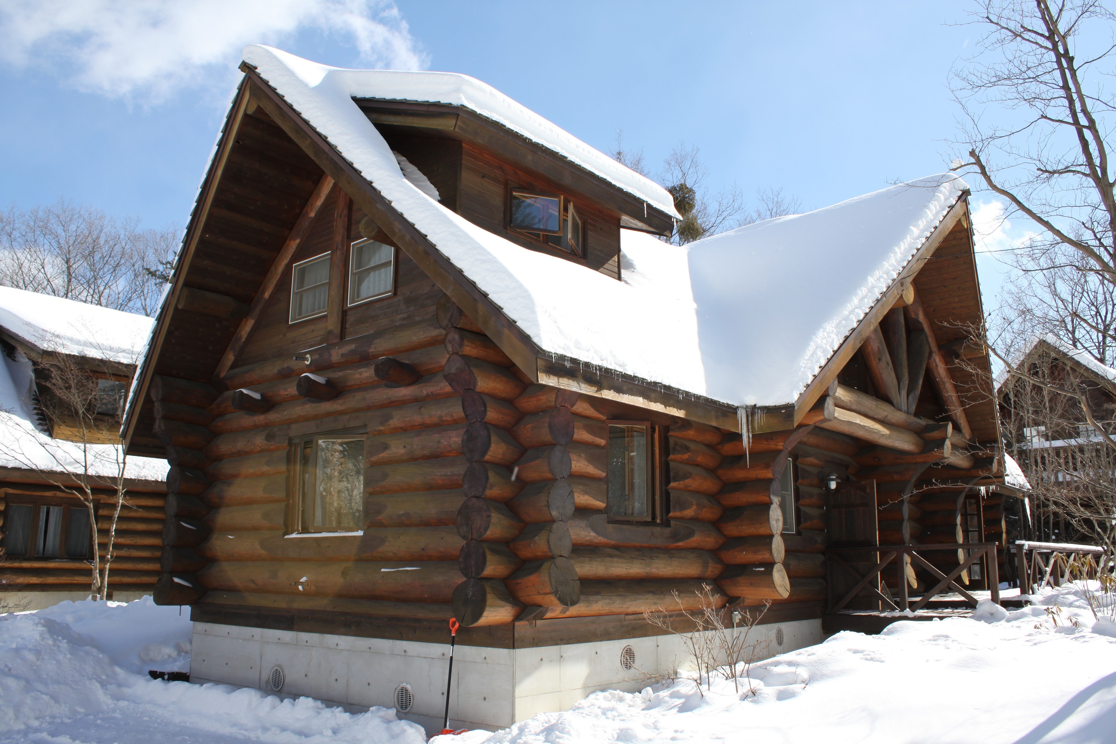 Winter Building No. 2 (Ooruri)