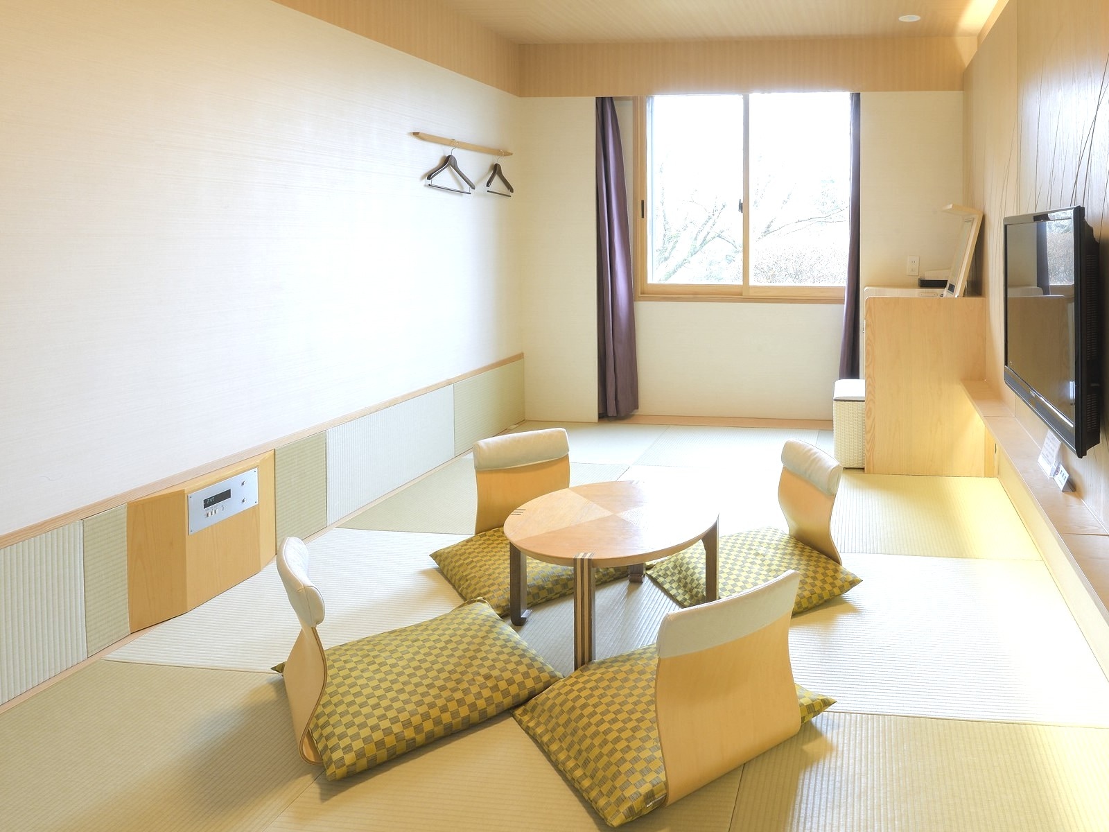 Japanese-style room 9 tatami mats (no toilet / all rooms are non-smoking)