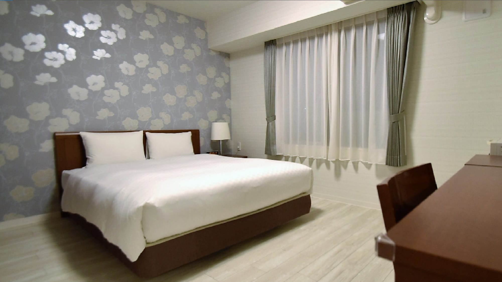Deluxe non-smoking room (9F)