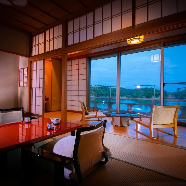 14 kamar tikar tatami yang menghadap ke Teluk Matsushima