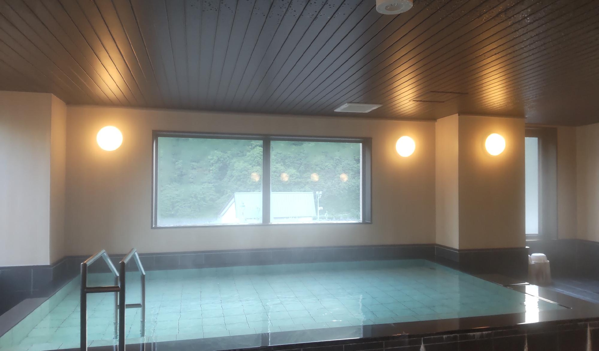 3F室內浴池