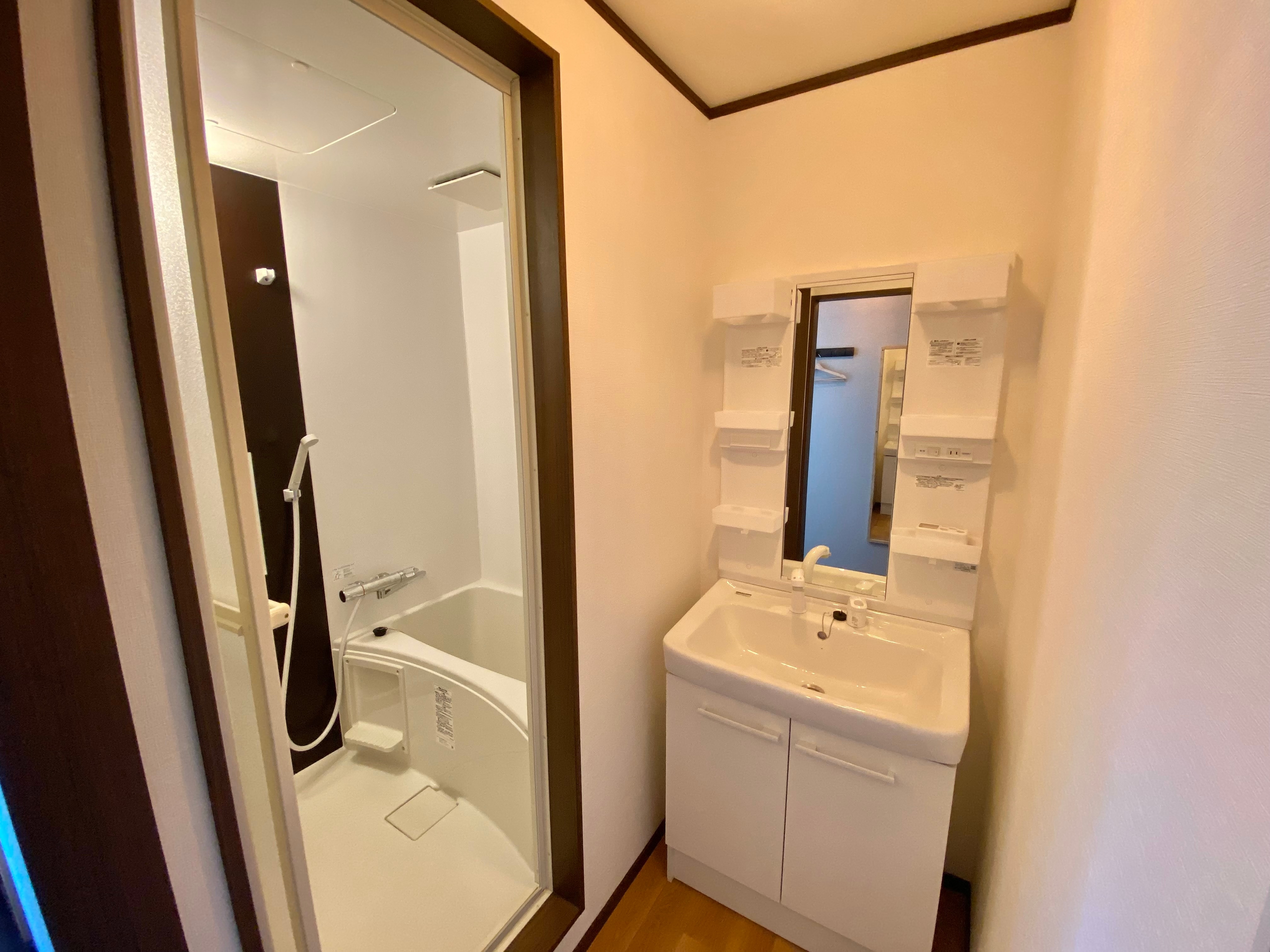 Phòng tắm nhà vệ sinh xây dựng container