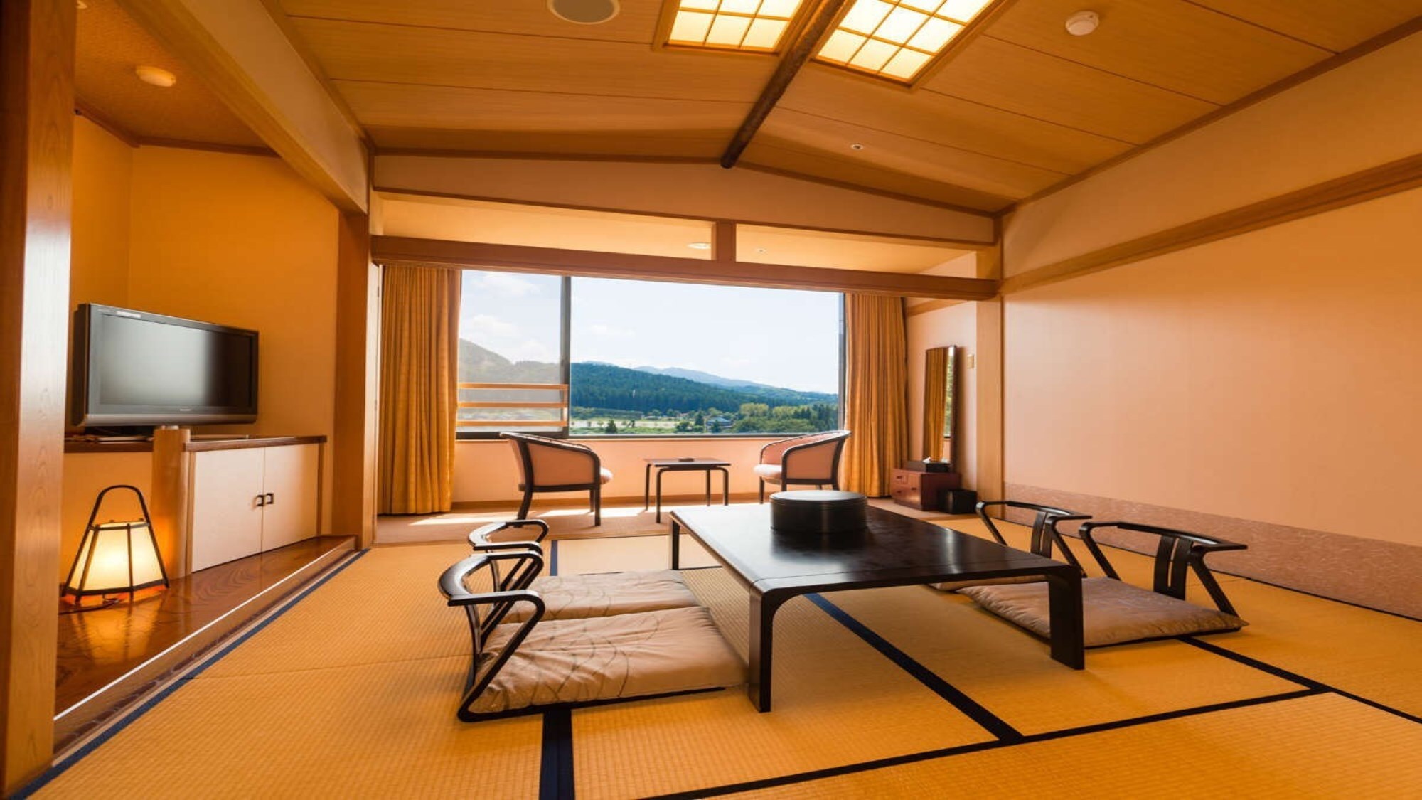 Japanese-style room-4 people