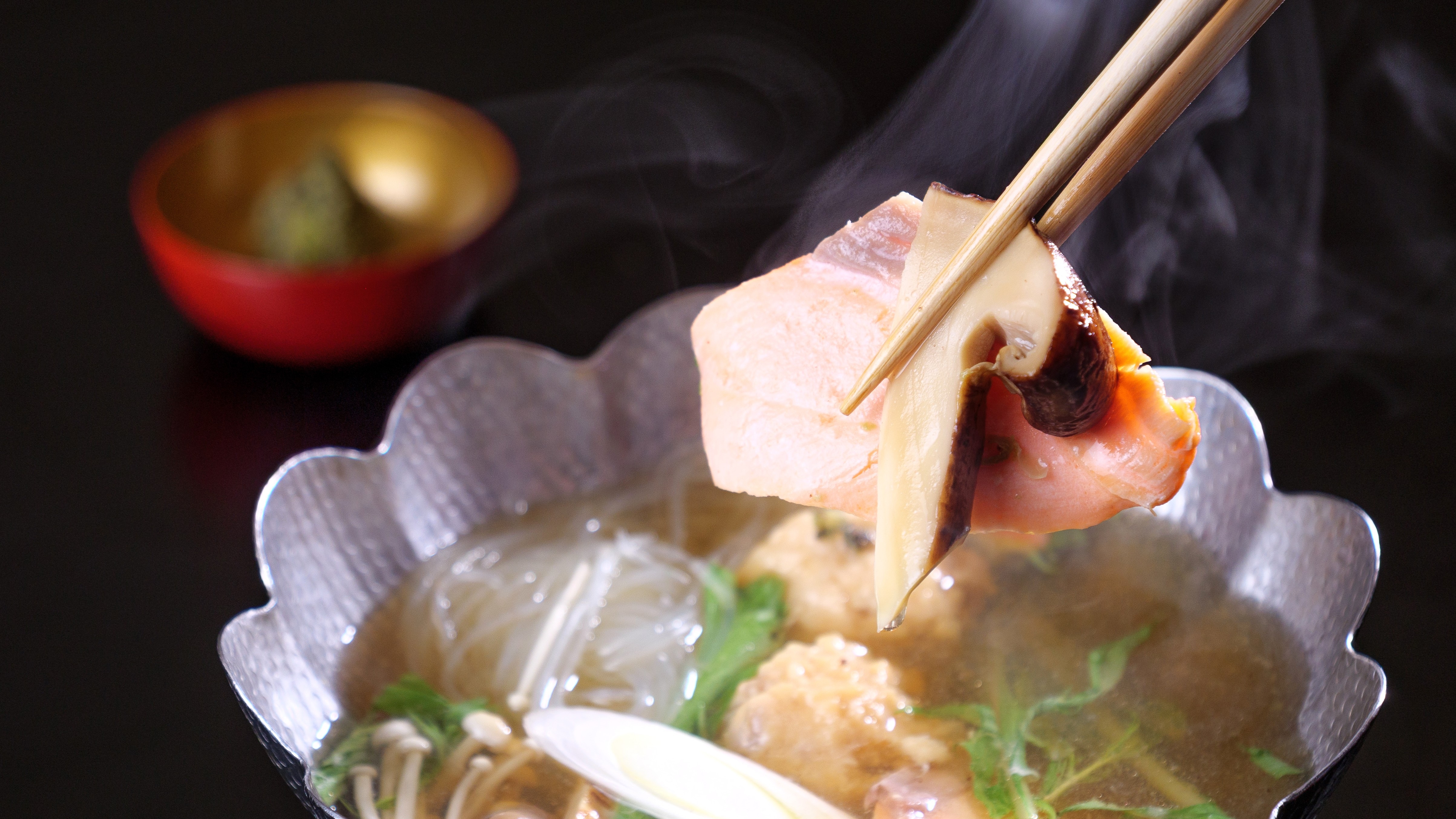 Steak daging sapi Omi bersertifikat A5, sup ikan trout Biwa dengan lada sansho, dan ikan alfonsino kukus yang lezat dengan sake lokal - Menu Kaiseki Musim Gugur ~Indah~ (Gambar)