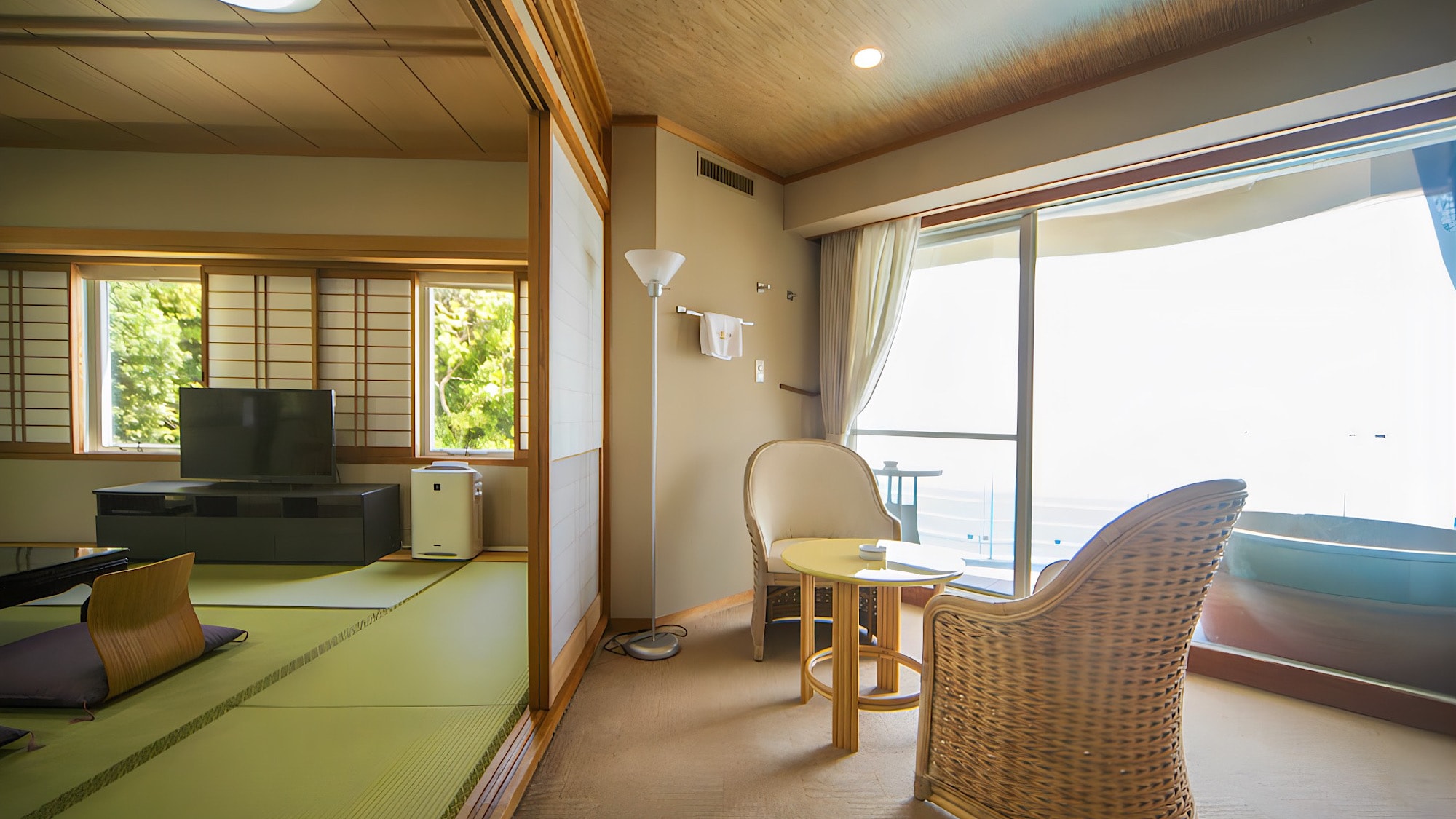 [Wamirei Jr Suite] 50㎡ + sân thượng riêng 12㎡ Bồn tắm lộ thiên bằng sứ Shigaraki