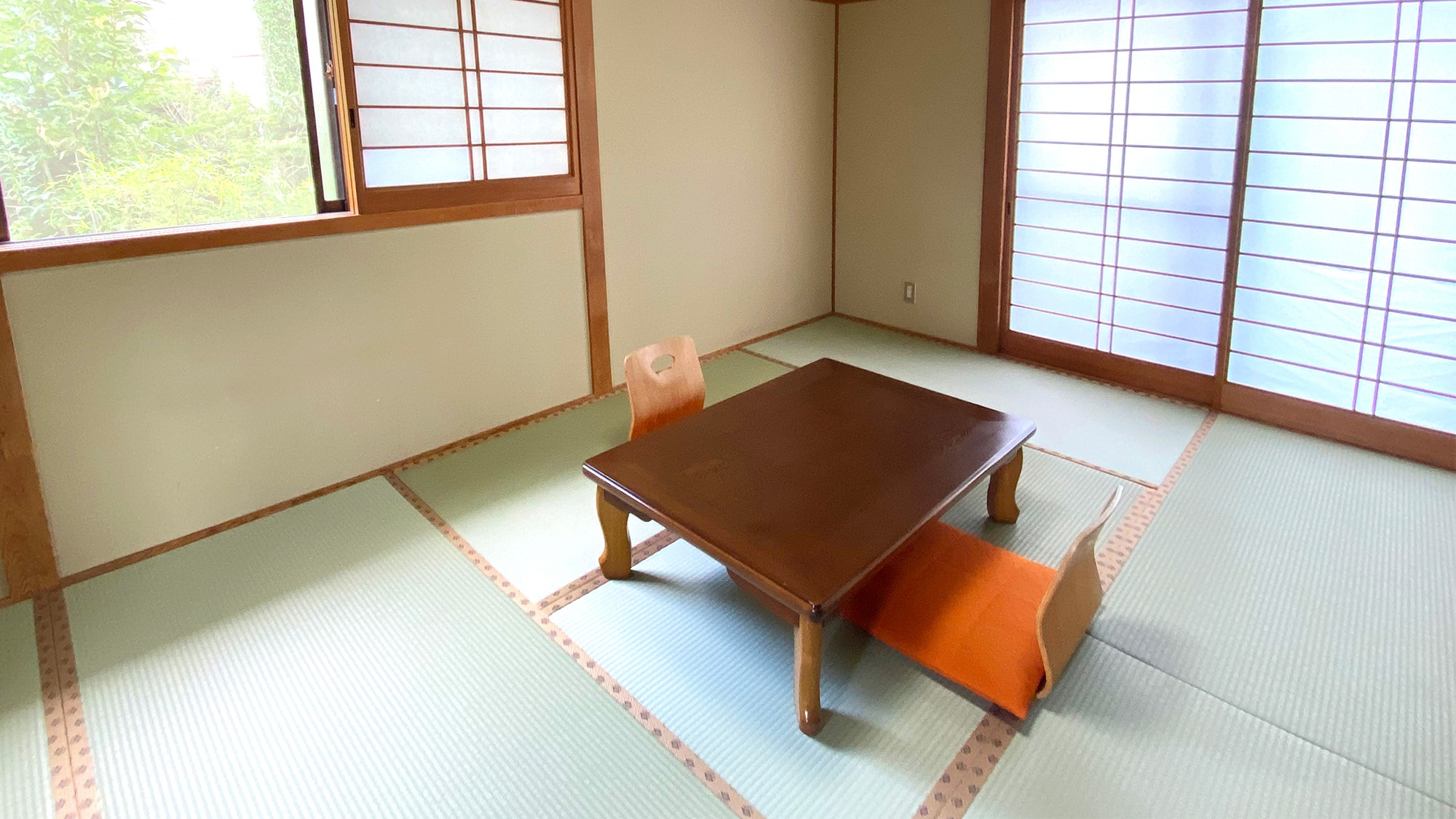 ・ Japanese-style room 7.5 tatami mats