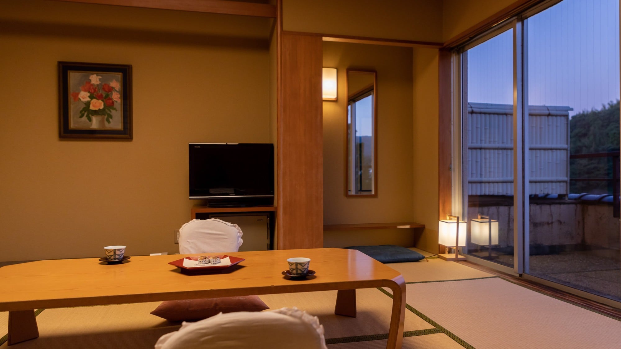 [Non-smoking] Old building/Japanese-style room/All rooms are spacious and over 40㎡.