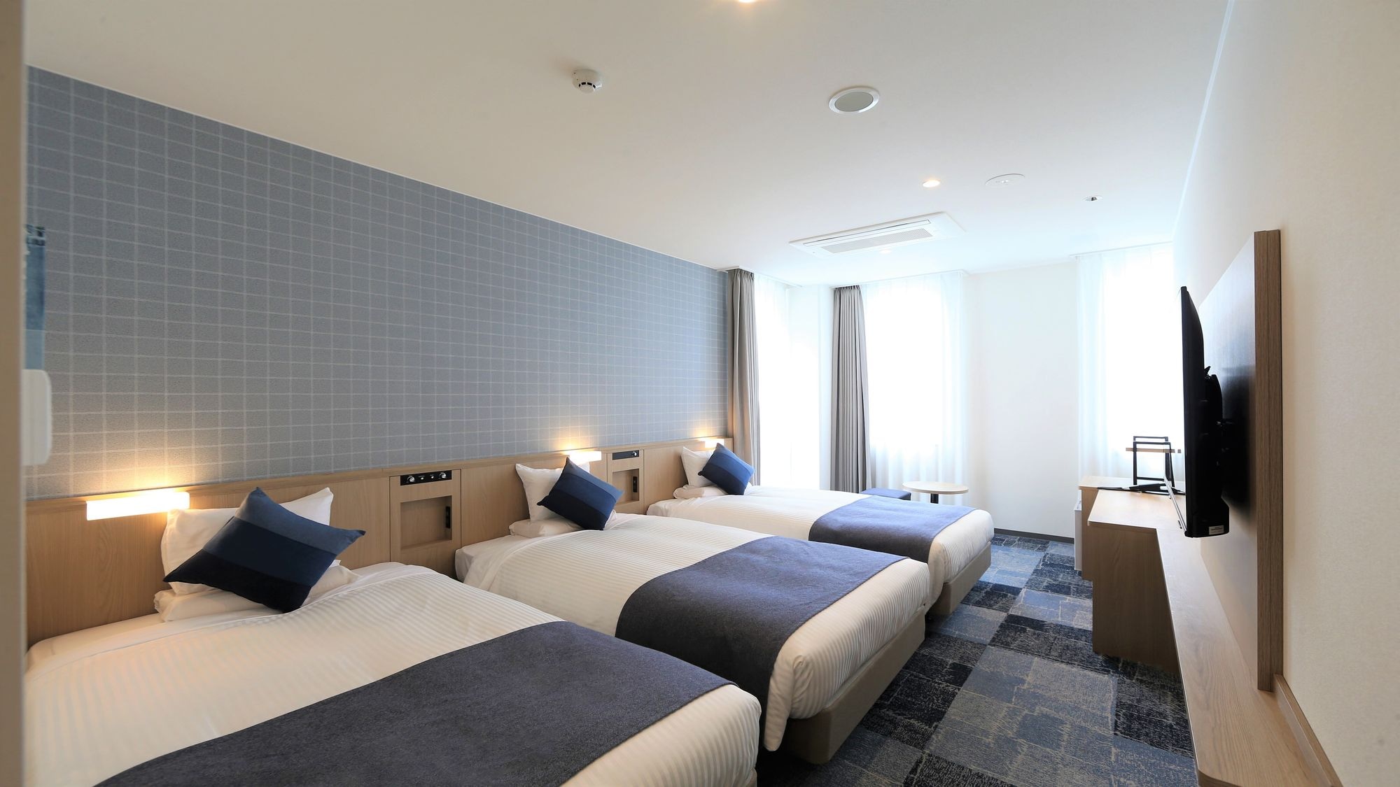 deluxe triple room