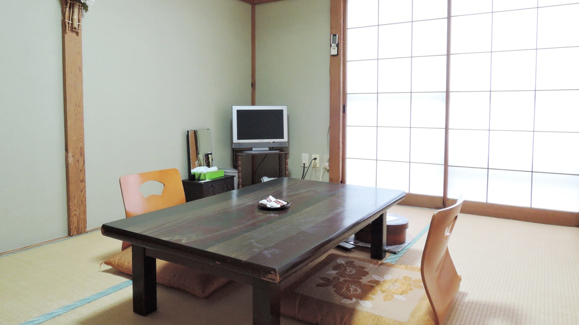 * [Example of guest room] Recommended for solo travelers, businesses, and couples! 2nd floor, Japanese-style room 6 tatami mats (without bath and toilet)