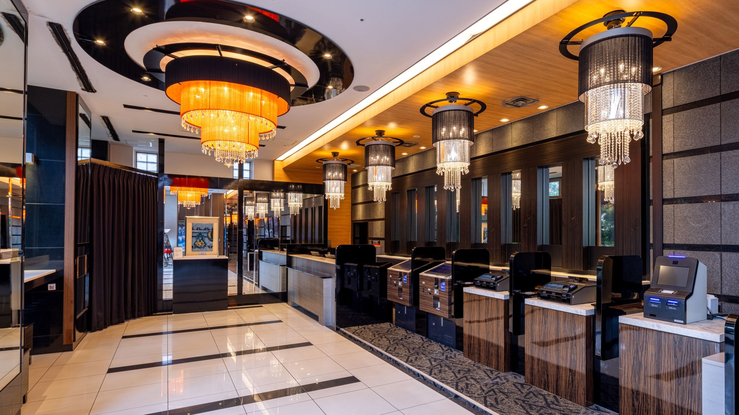 フロントカウンター