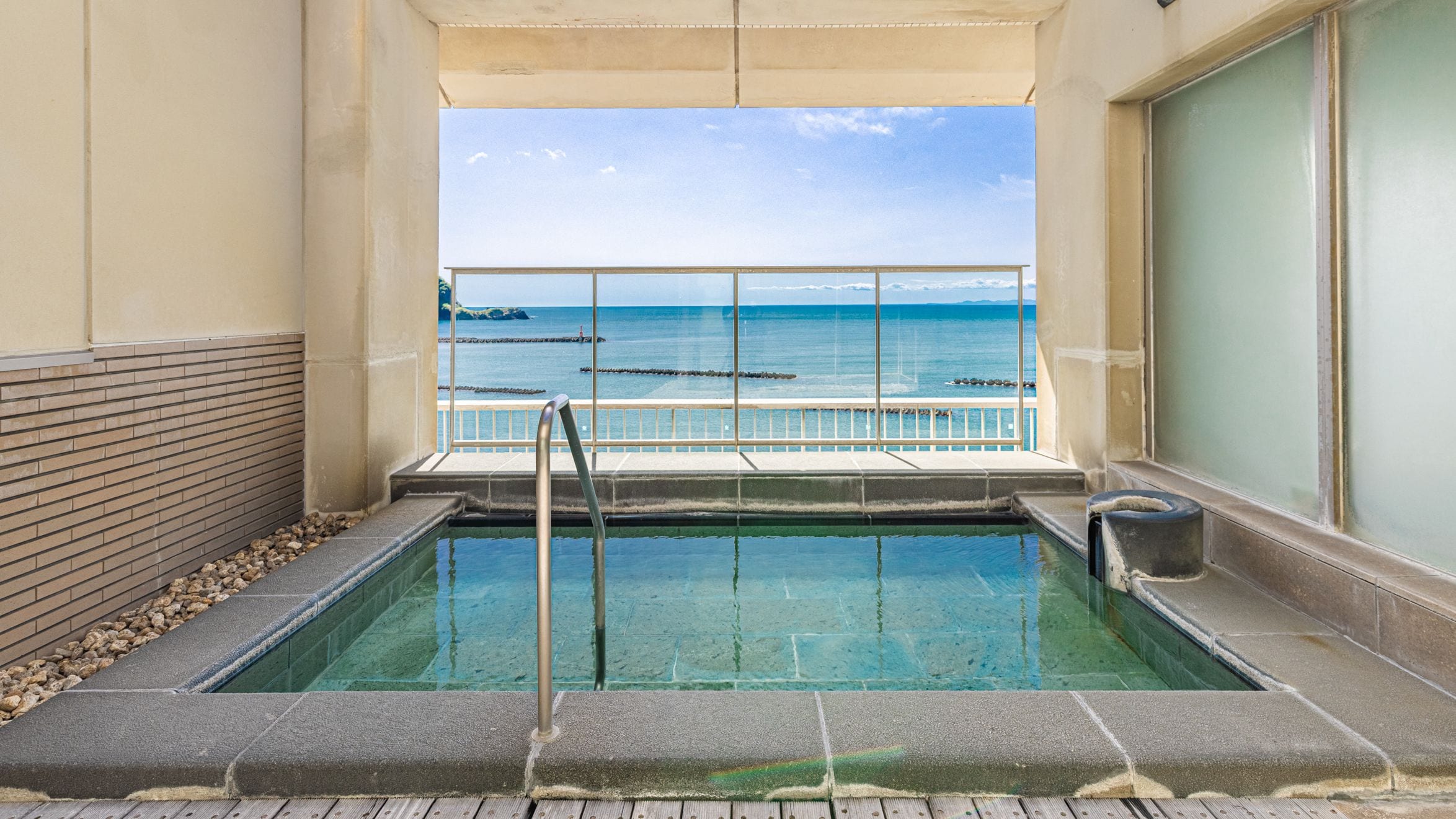 Phòng tắm ngoài trời