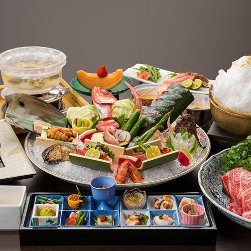 * [Supper example] This is a basic course such as the famous sea of clouds pot, sashimi served on a platter, and Arima 12bo.