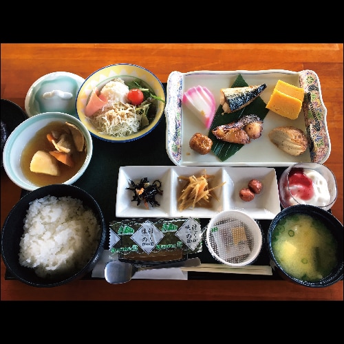 [Breakfast] Japanese and Western buffet to spend a healthy morning