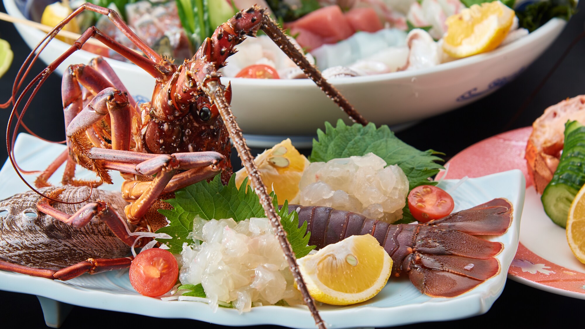 [Sashimi tôm hùm gai hấp dẫn]