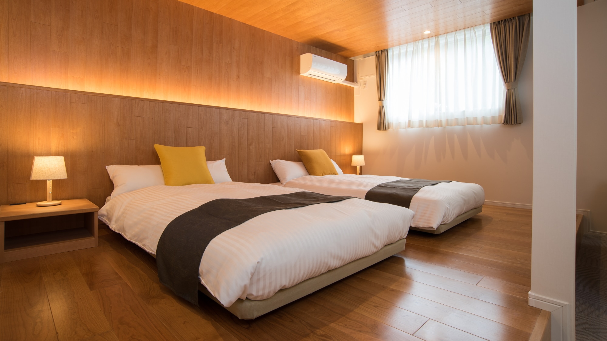 [Non-smoking] New building luxury twin room [48 square meters]
