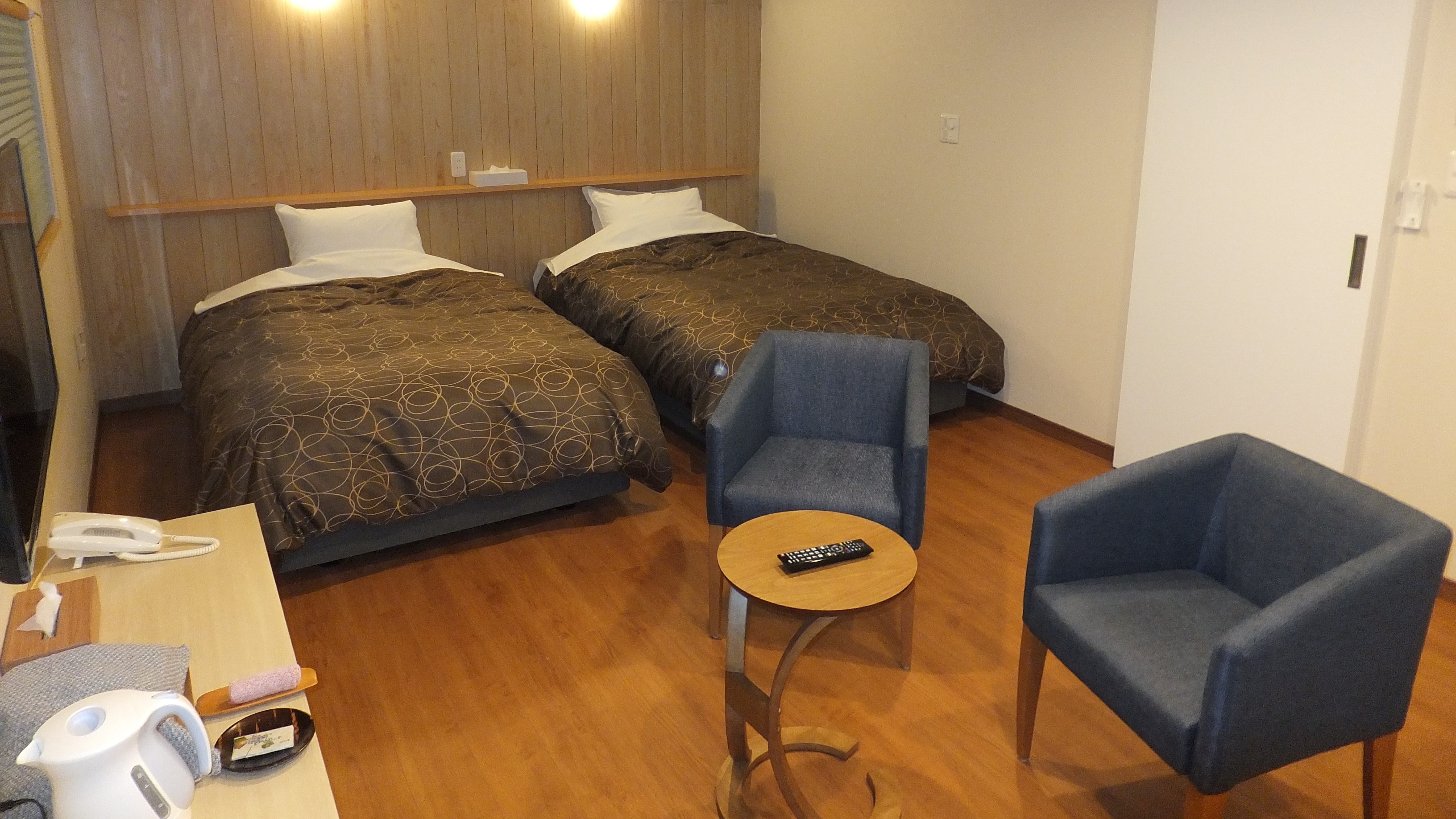 Deluxe Western-style Twin Room