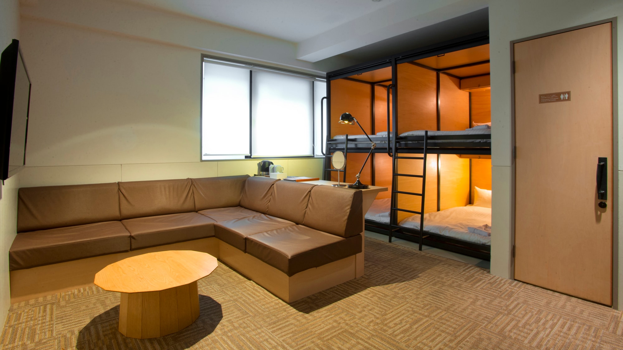 Popular 4-bed room ☆ Large space for sightseeing in Osaka ♪