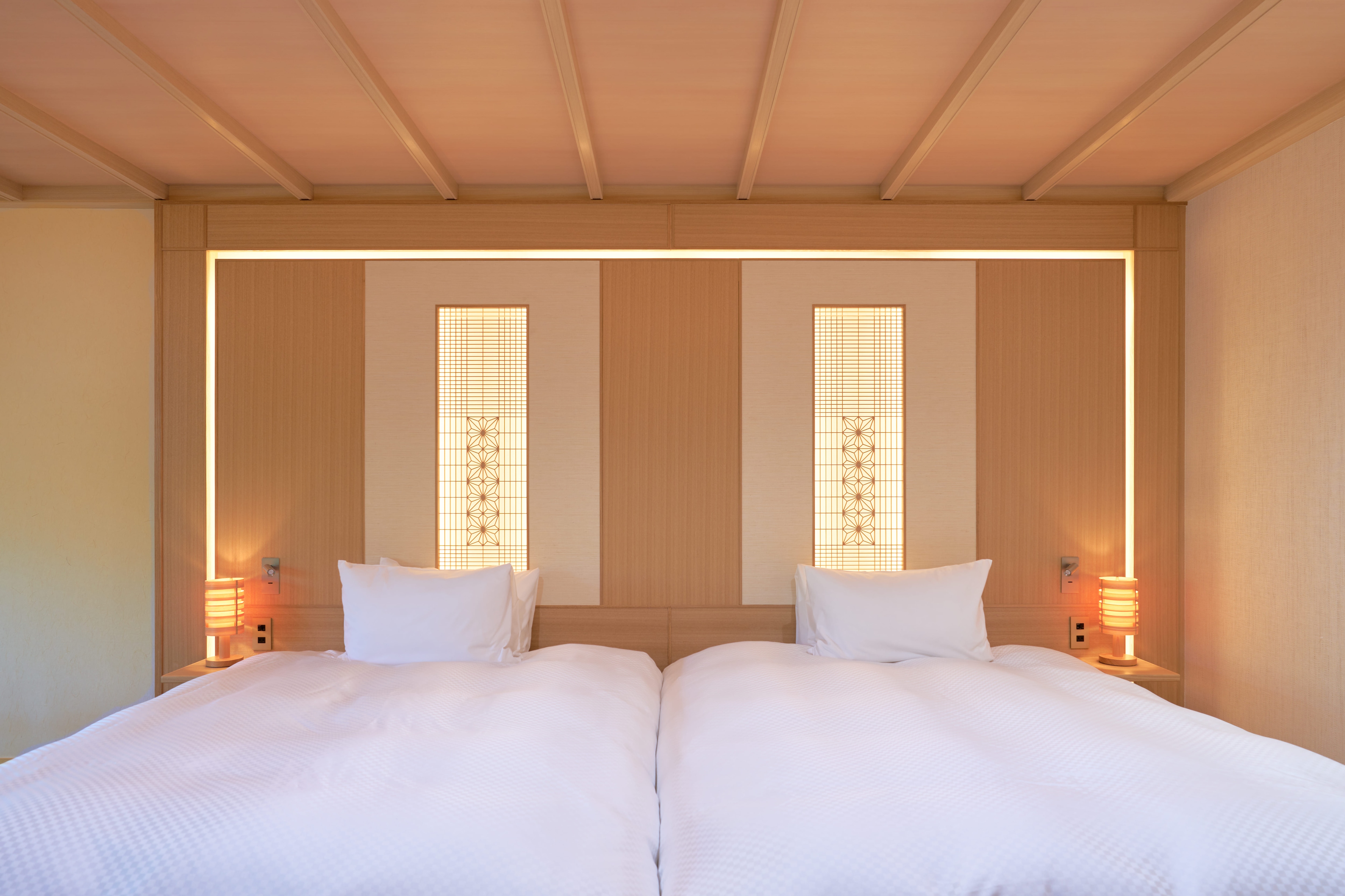 Western-style standard twin room
