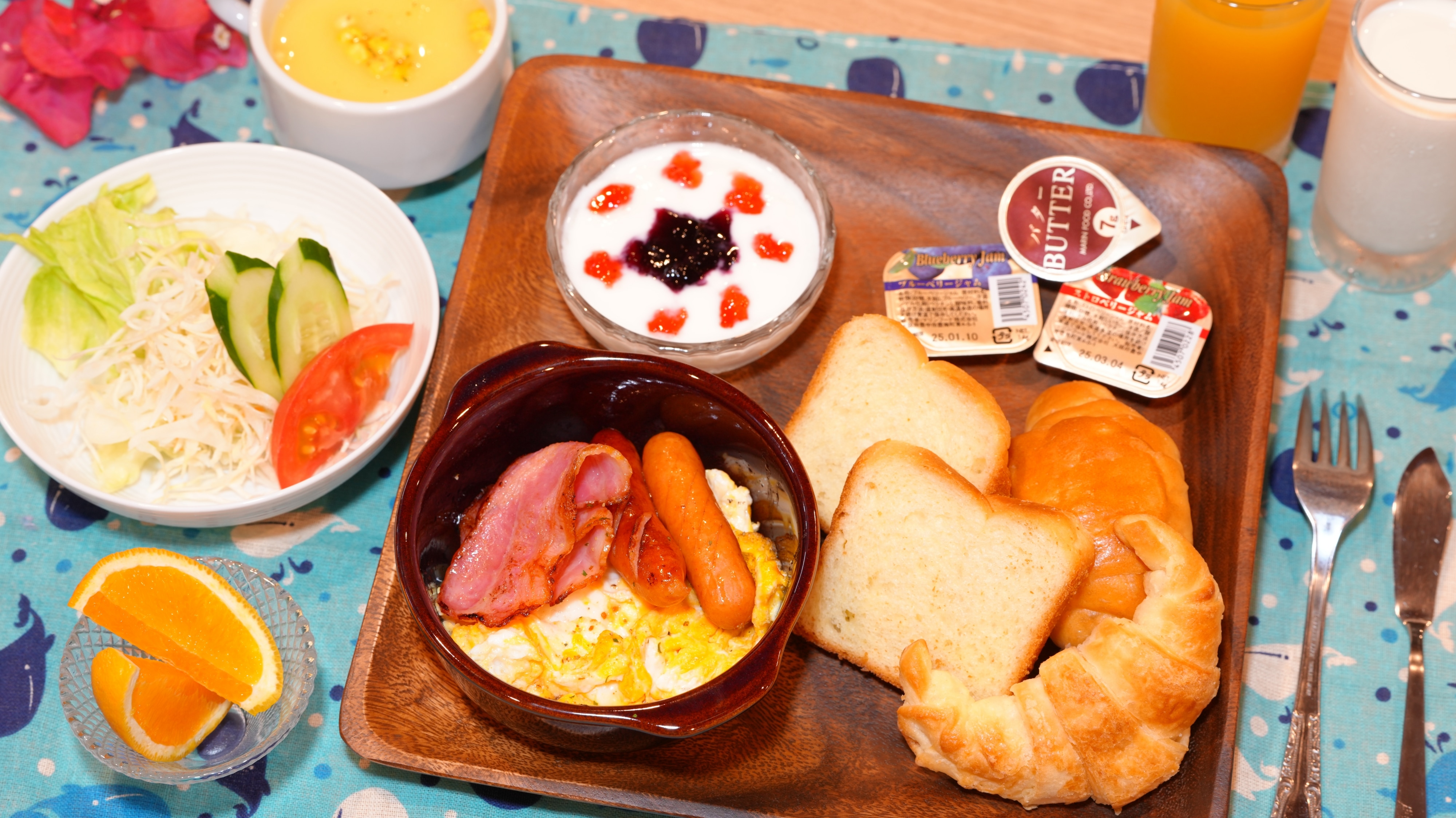 选择日式或西式早餐（西餐）