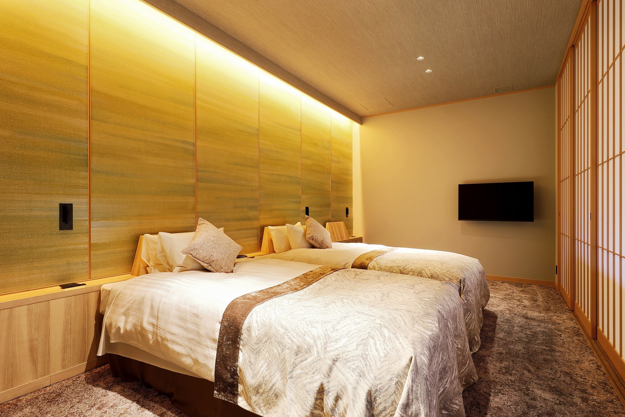 2nd floor sauna, open-air bath, Japanese-Western room with hot spring bath "Sousous"