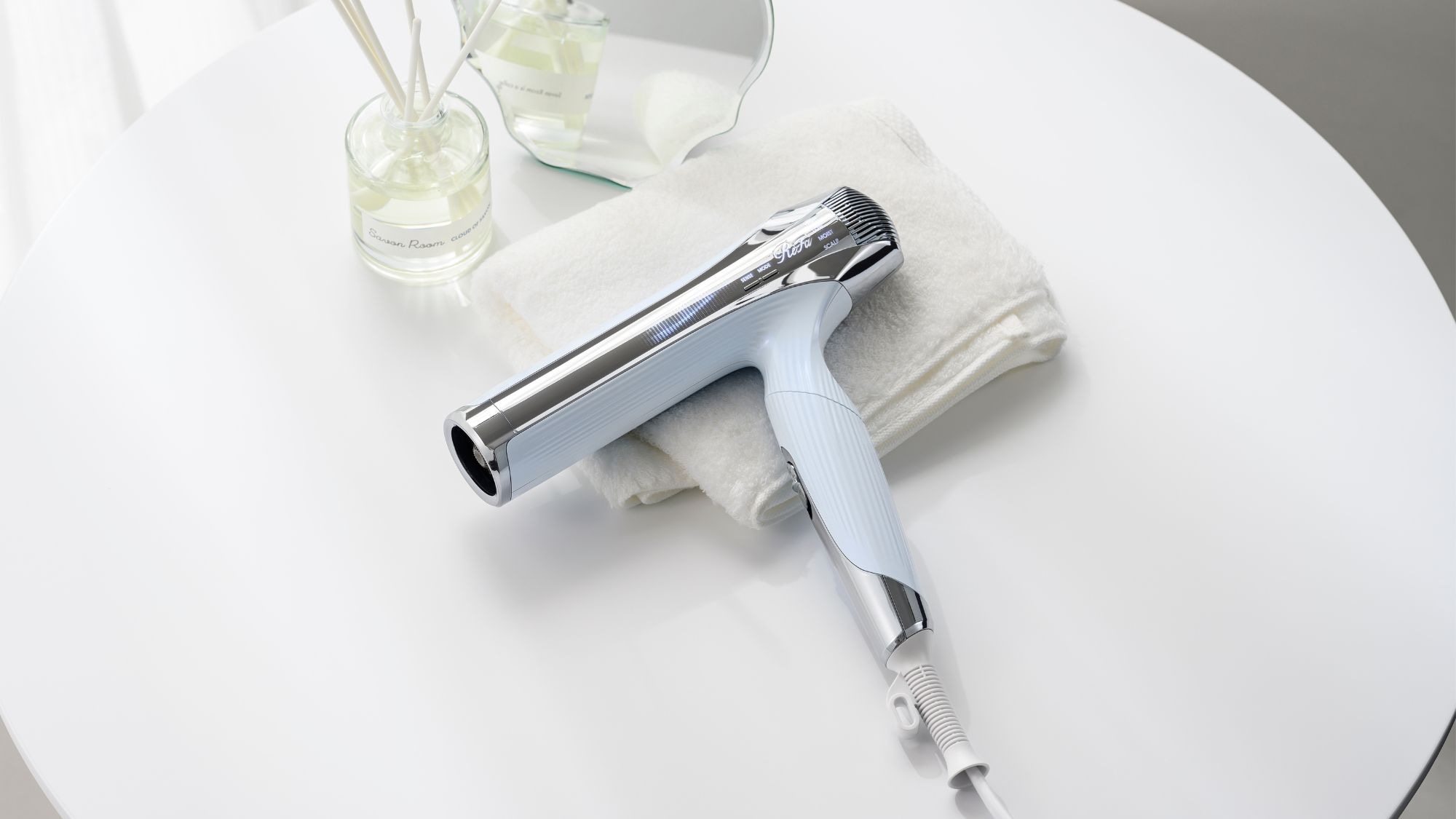 ReFa BEAUTECH DRYER SMART W 現已在所有客房提供！