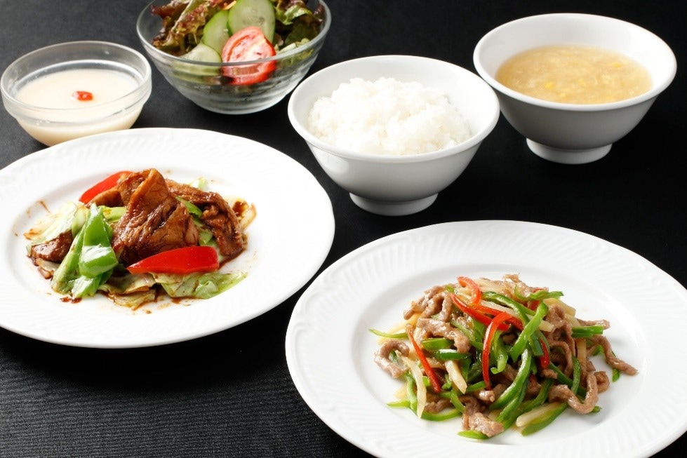 青椒牛肉炒飯和回鍋肉半份