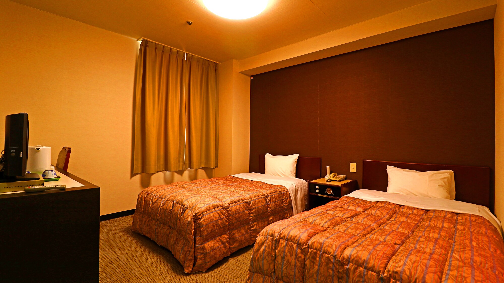 [Twin bedroom] Spacious and comfortable ♪ Free Wi-Fi