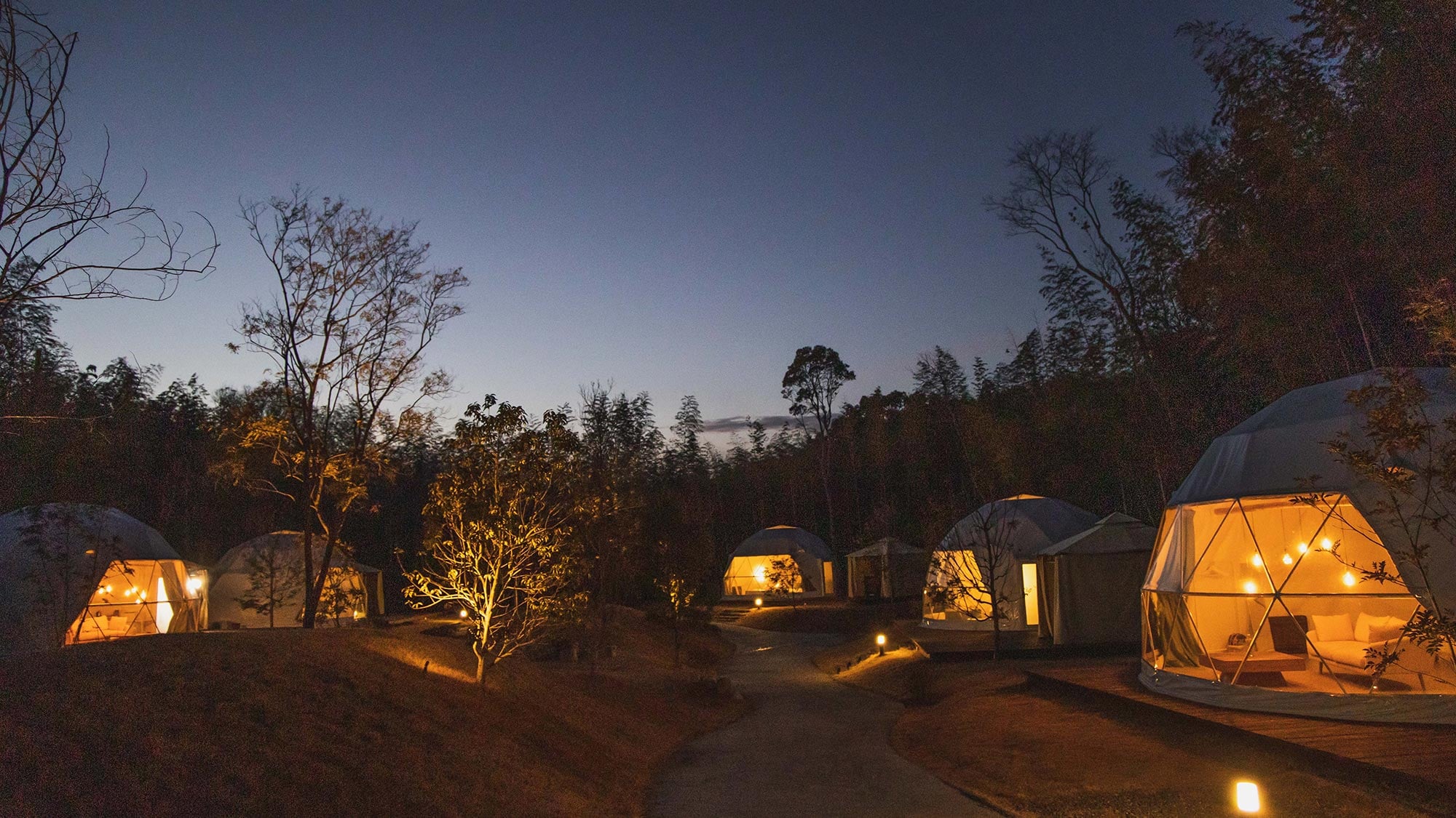 ・[外觀/夜晚] 被大自然包圍的私人空間