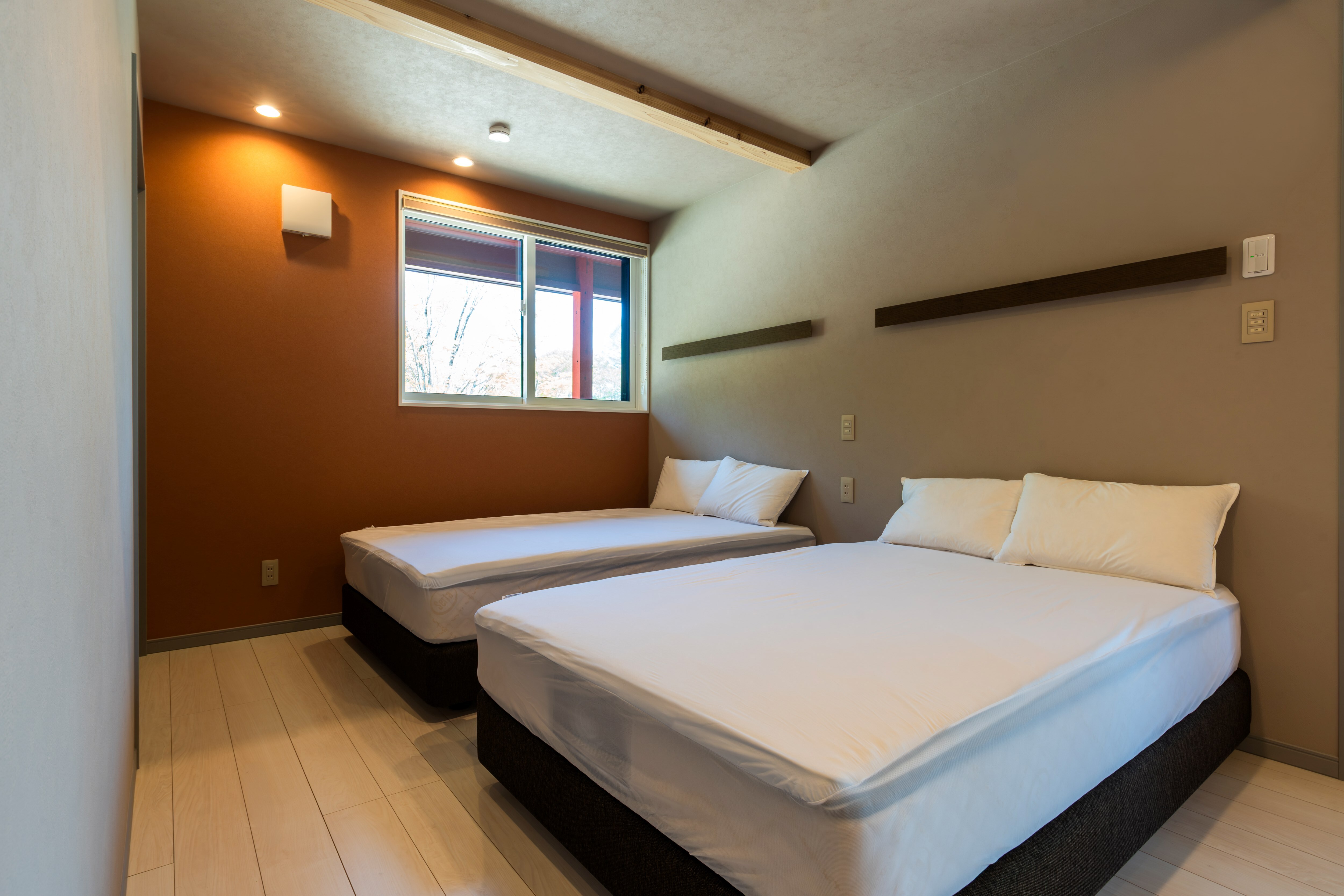 Tirai salju di kamar tidur