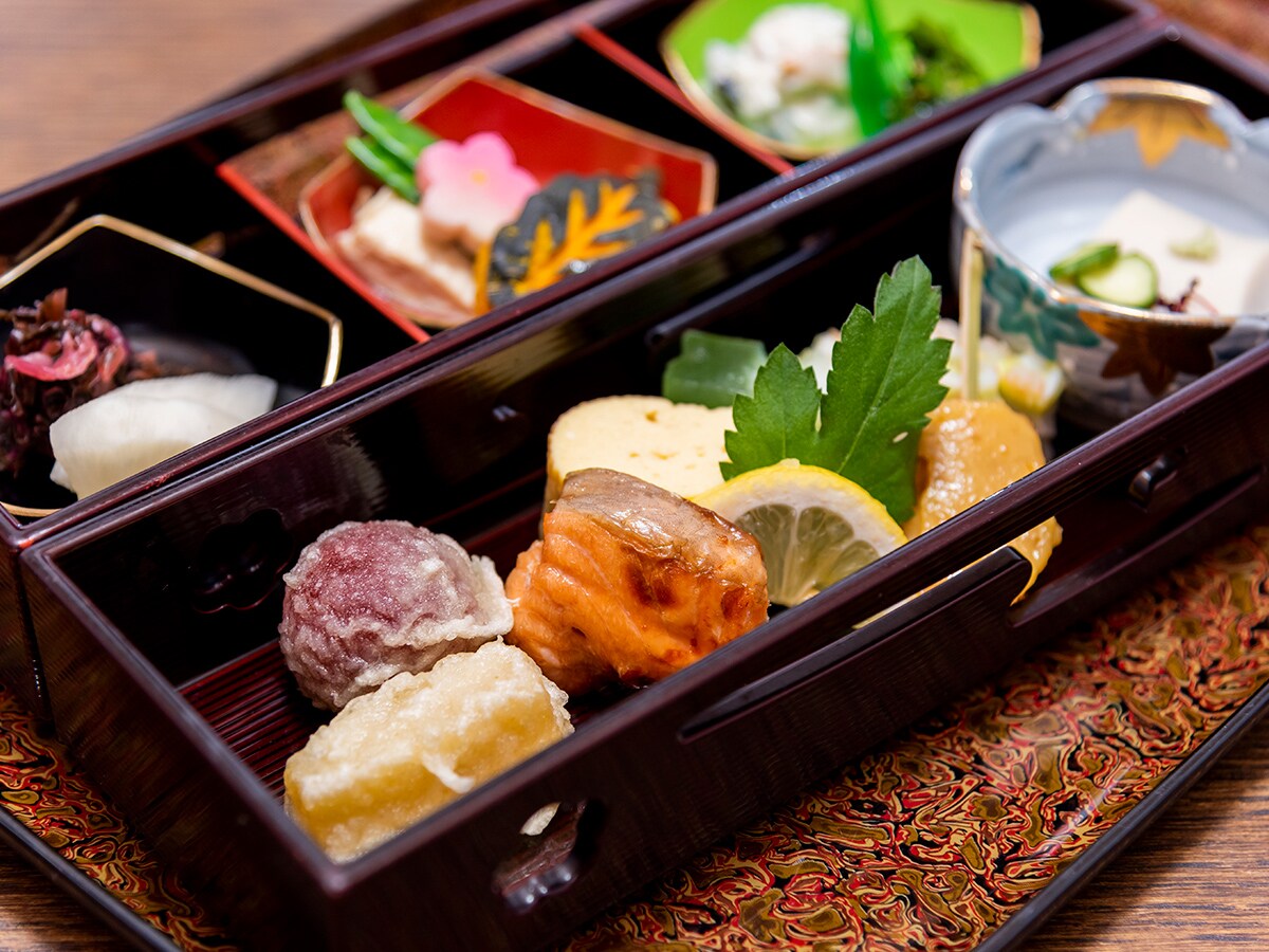 Izumisen's catered breakfast