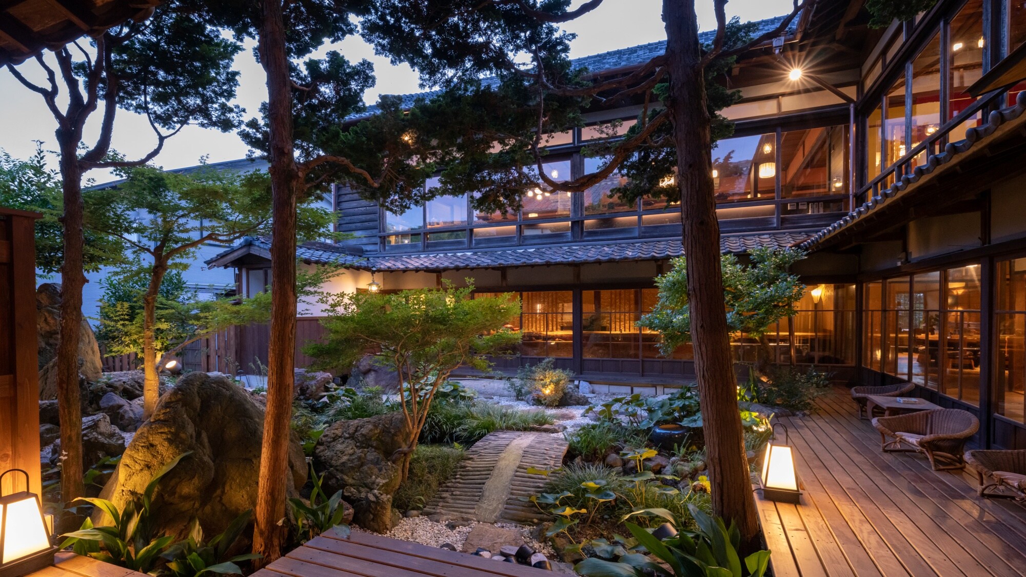 ■庭院（主樓）