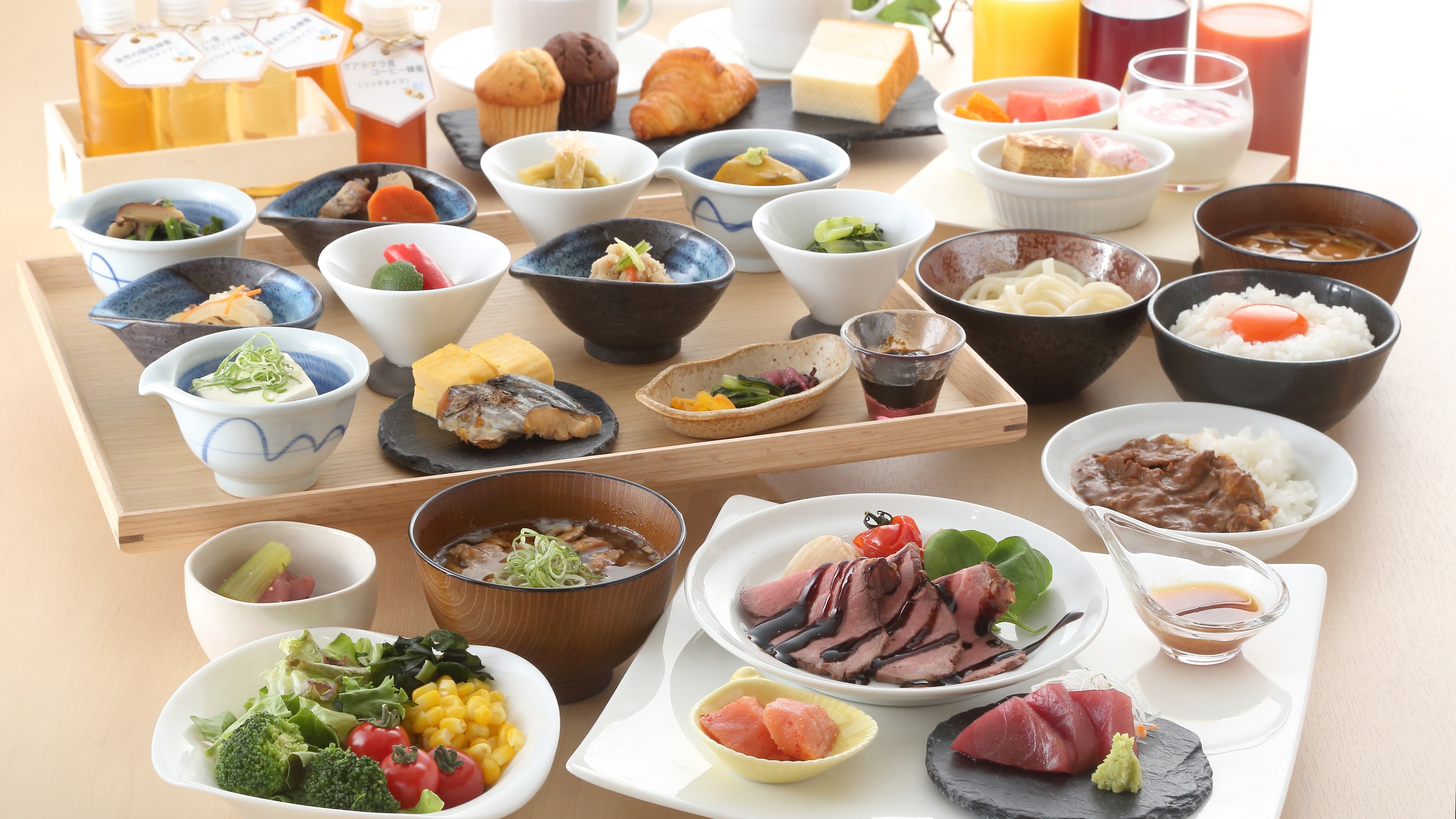 An example of the breakfast buffet *The menu changes daily, so there may be days when the items in the photo are not available.