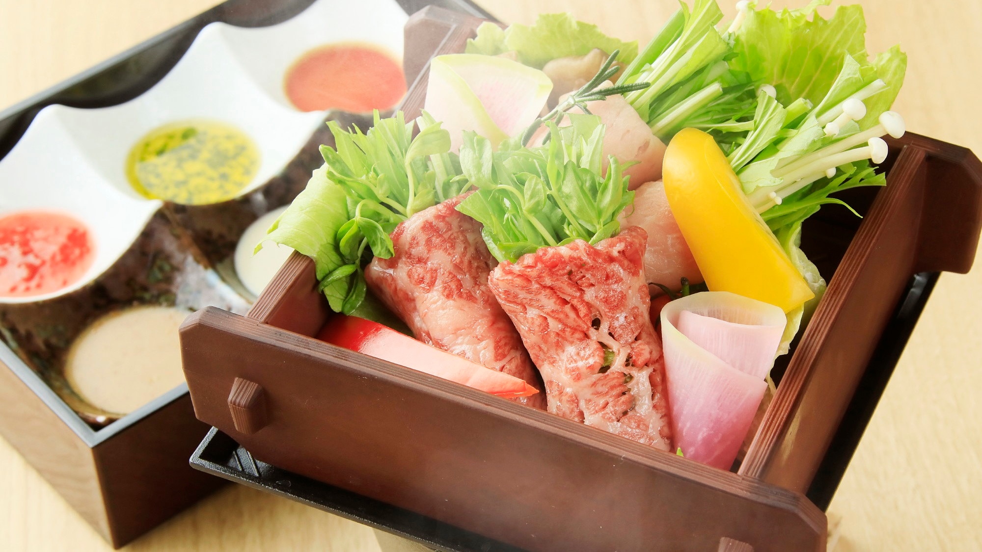 【晚餐】基礎火鍋懷石料理 / 國產牛裡肌 & 國產豬裡肌（例）