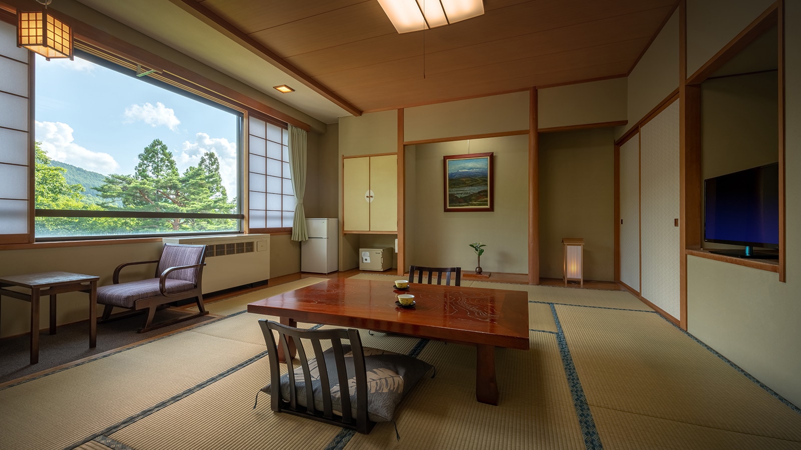 "일본식 방" 느긋하게 편안한 표준 일본식 방