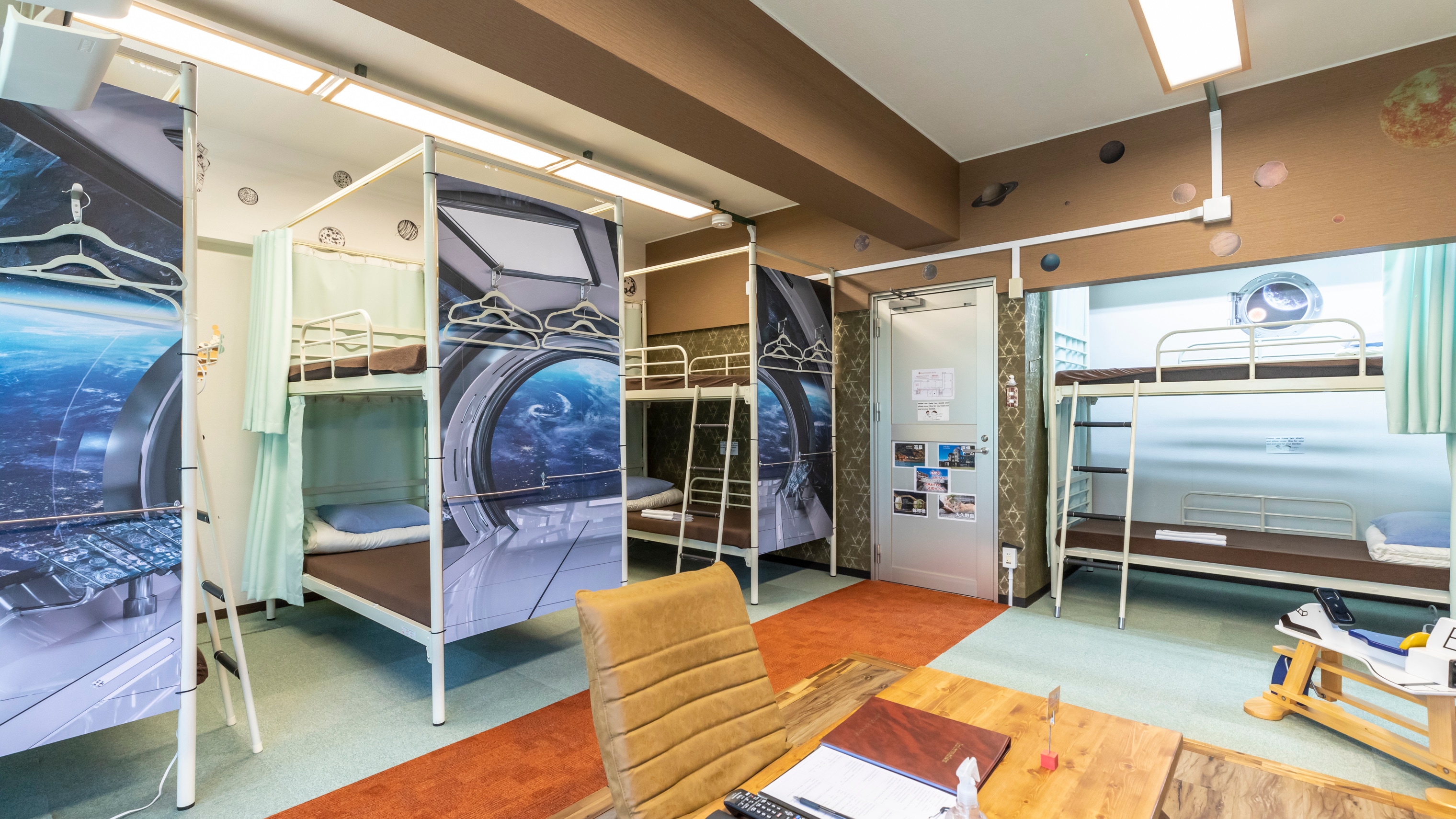 [Non-smoking] Space 1 to 8 people (shared bath and toilet)