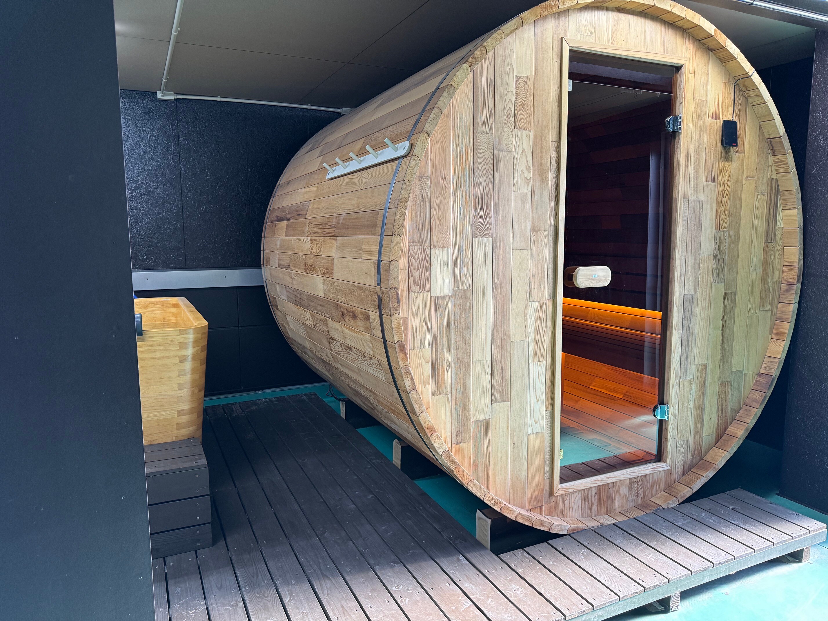 Barrel sauna: 15:00 - 22:00