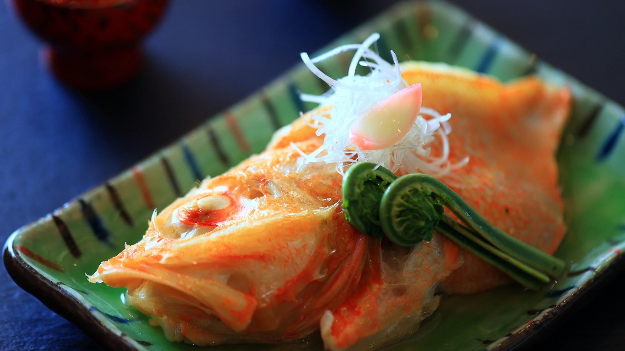 [Supper (an example of Japanese kaiseki)]