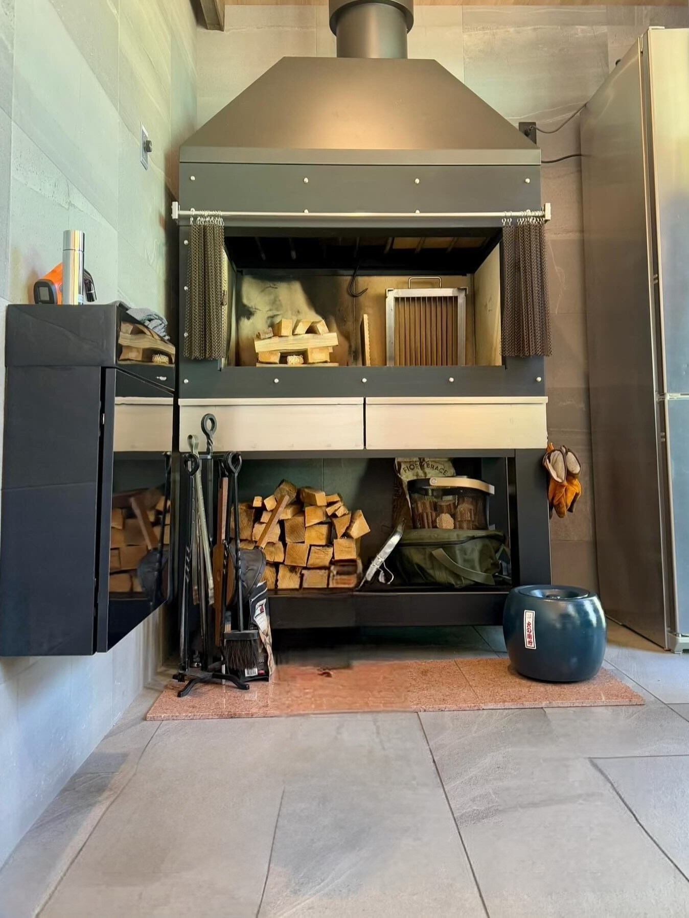 Wood-fired grill
