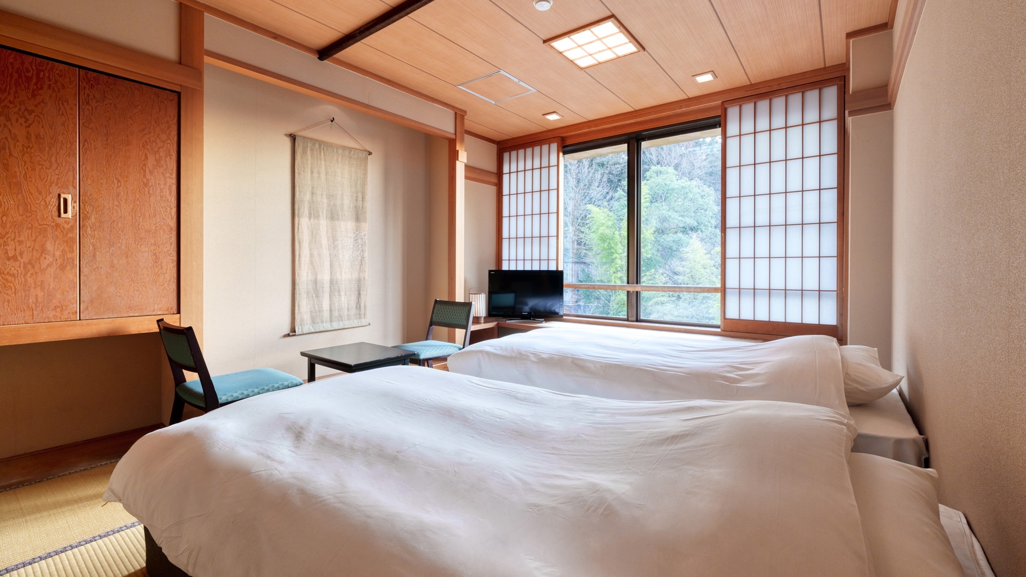 8-tatami Japanese-style room (Japanese-style bed)
