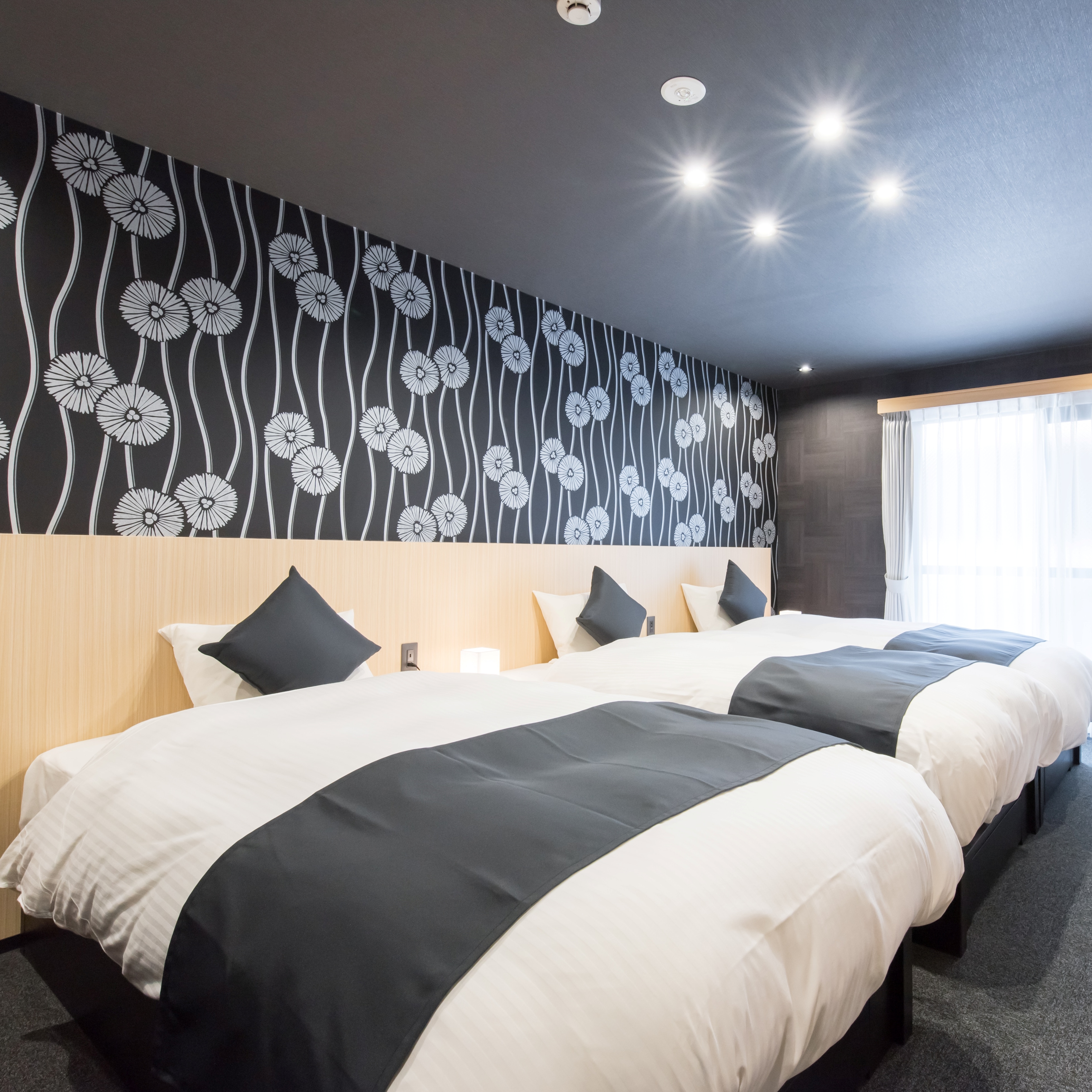 Superior triple room (example)