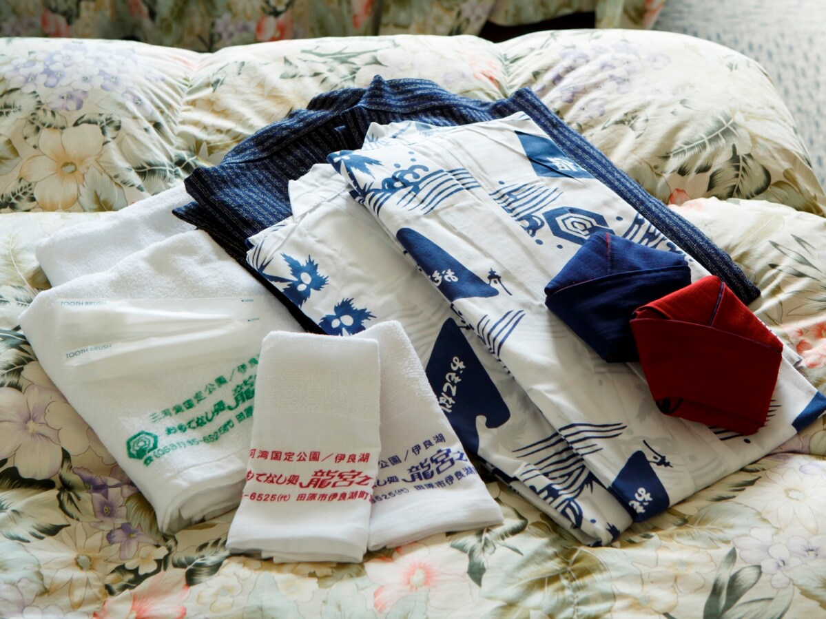 [Western-style room amenities 1] Towels, bath towels, yukata, toothbrush