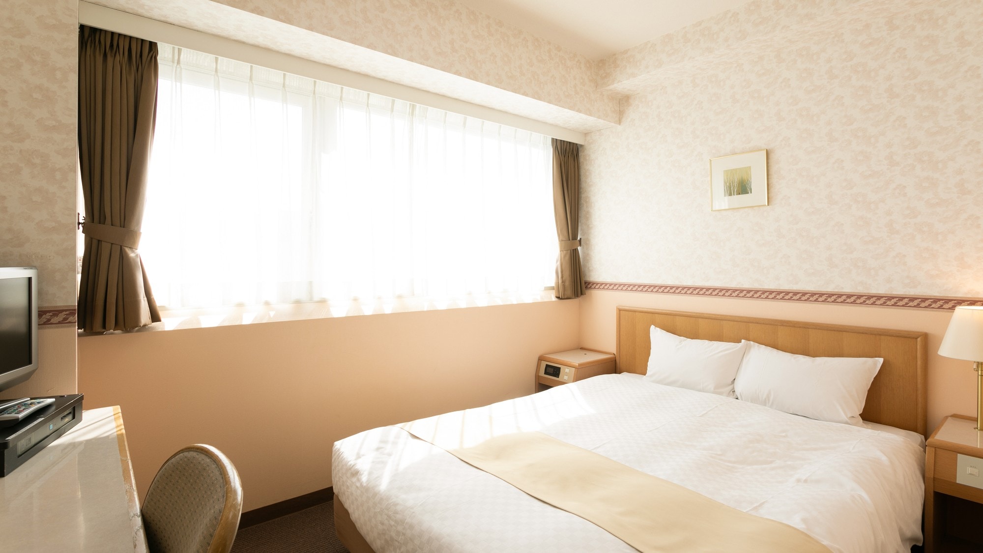 [Double room] 150cm wide double bed