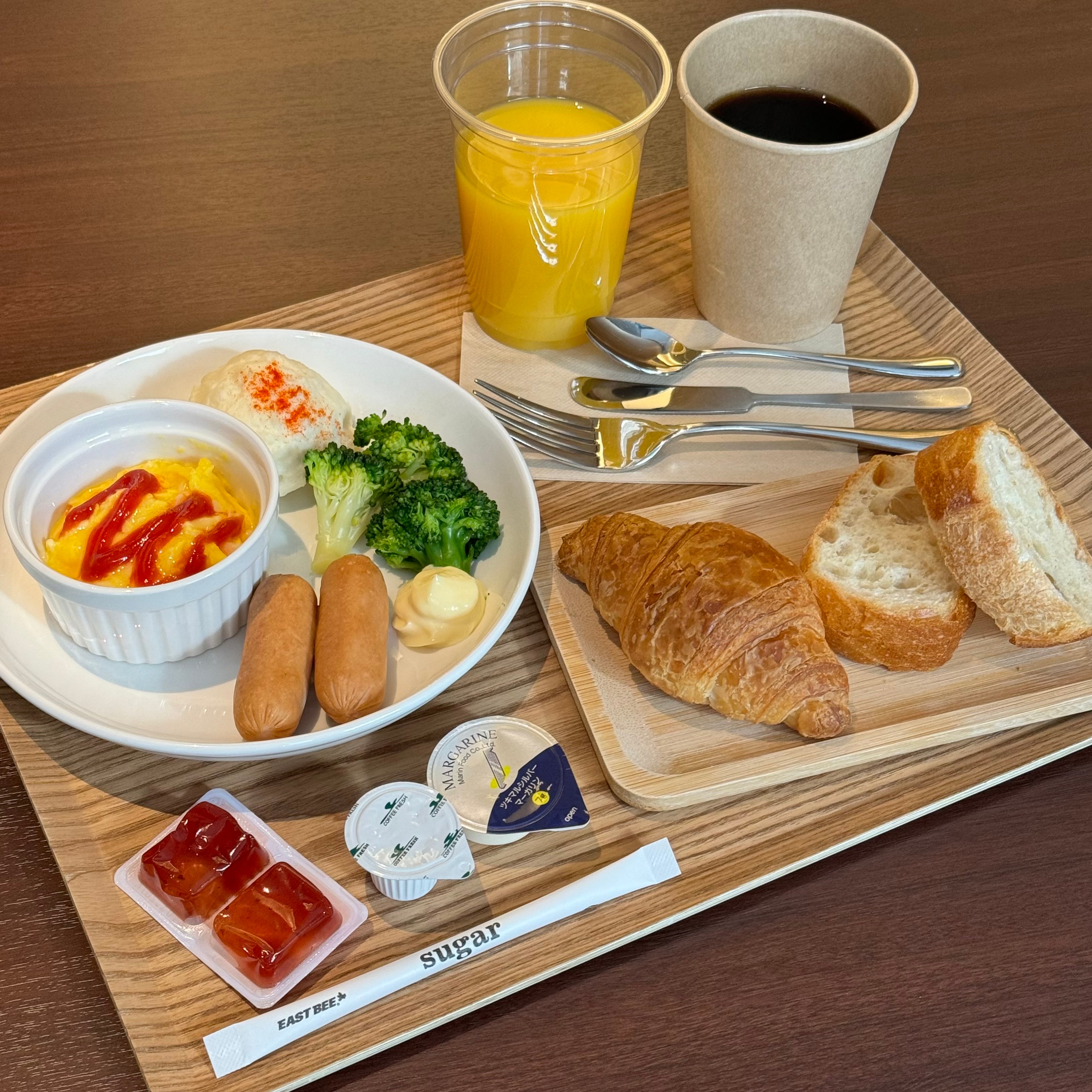 [Breakfast image]