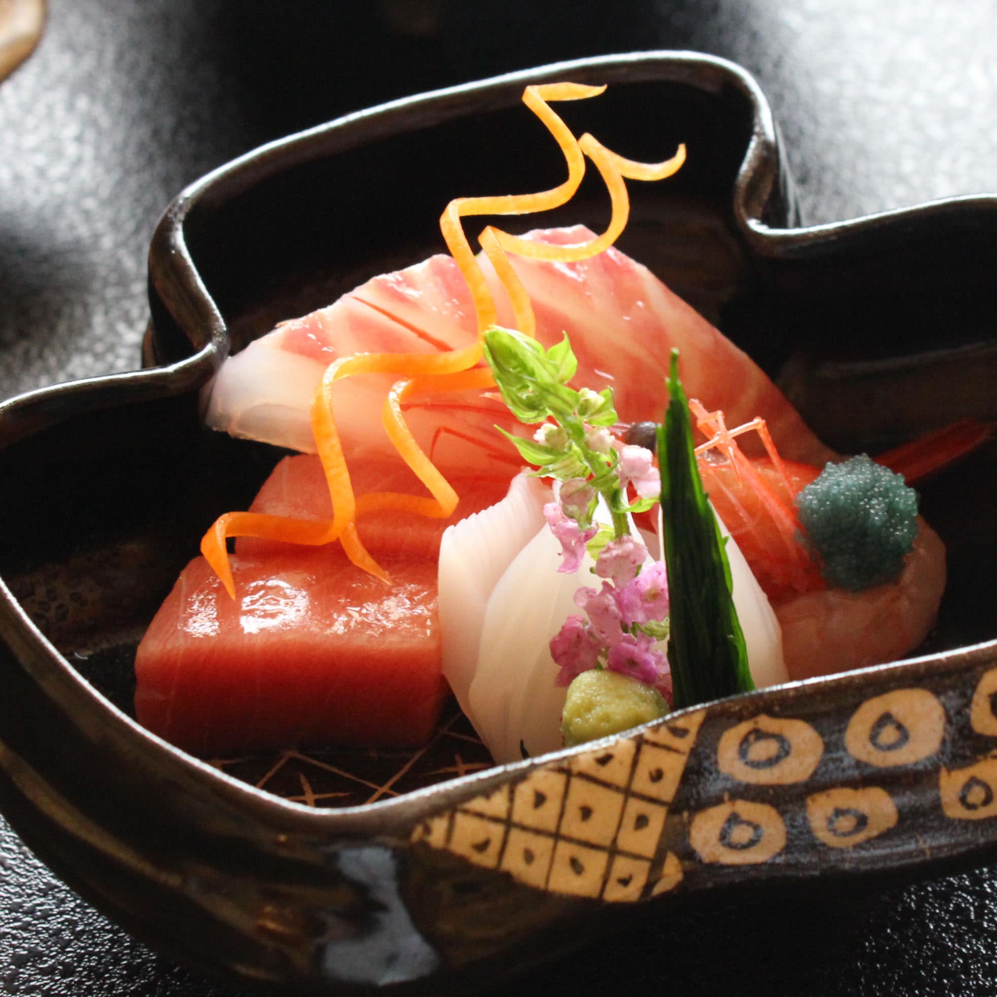 Ẩm thực Nhật Bản: Một ví dụ về sashimi